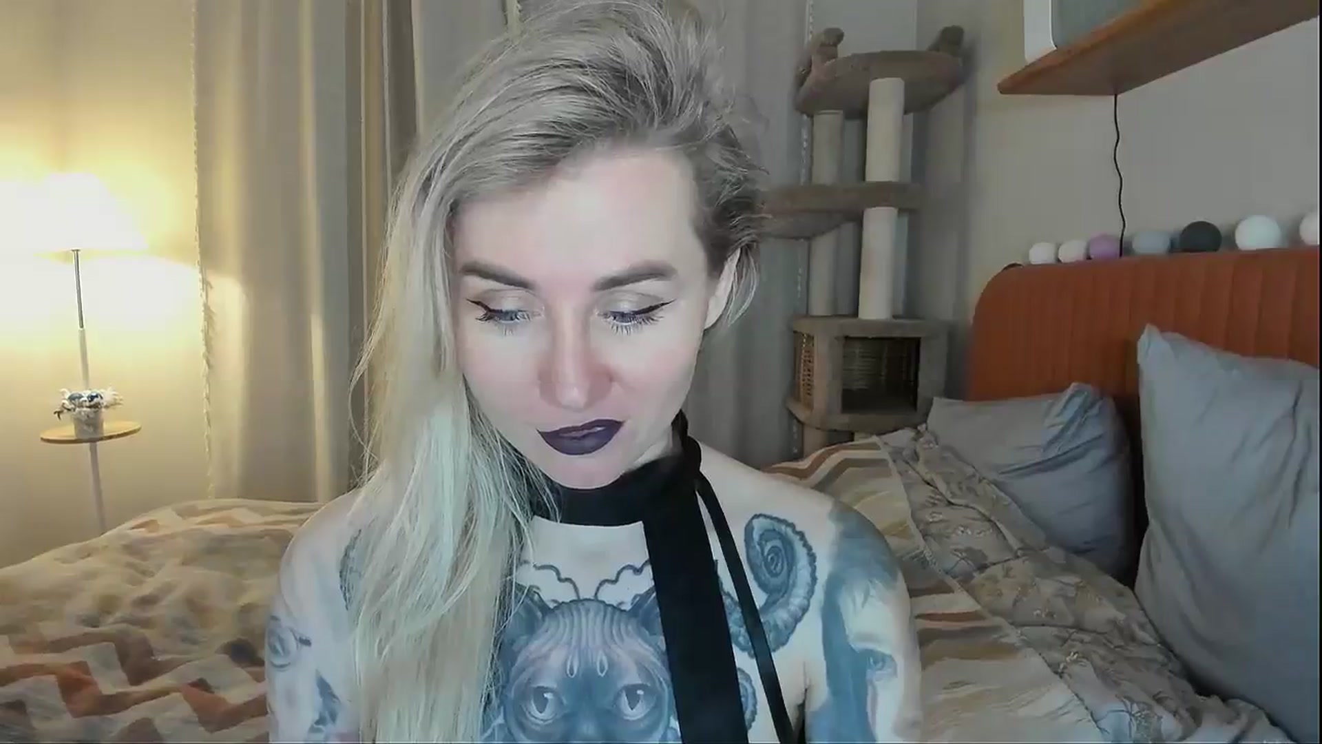 Gallery image thumbnail from Alexa_Smithhh's myfreecams stream on, 12/01/2025, 18:10 image 14 of 20