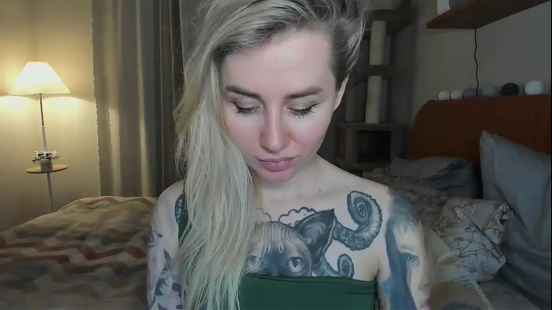 Gallery image thumbnail from Alexa_Smithhh's myfreecams stream on, 12/02/2025, 19:25 image 16 of 20