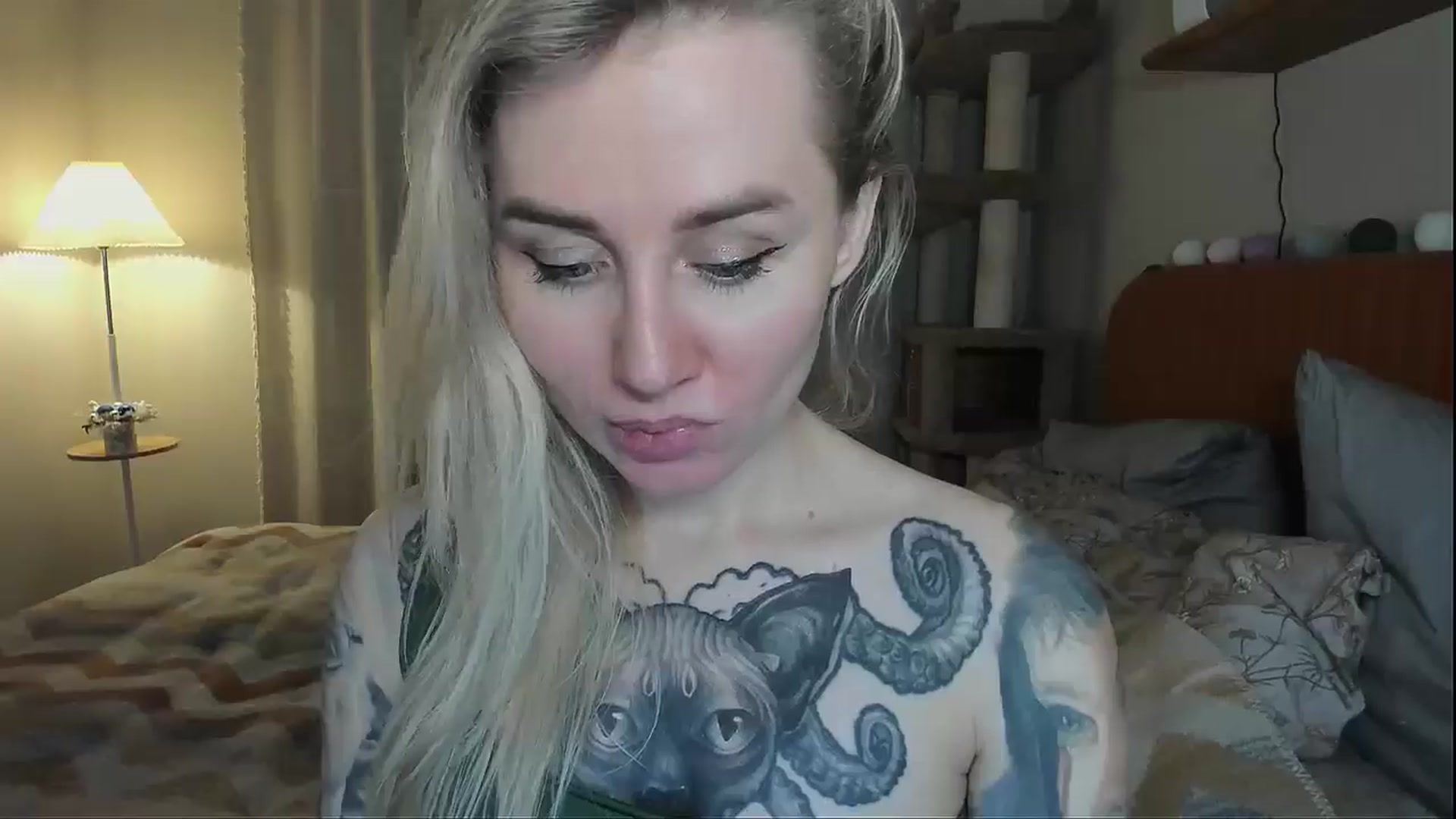 Gallery image thumbnail from Alexa_Smithhh's myfreecams stream on, 12/02/2025, 19:25 image 9 of 20