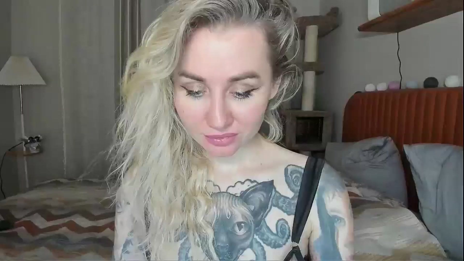 Gallery image thumbnail from Alexa_Smithhh's myfreecams stream on, 12/07/2025, 19:11 image 10 of 20