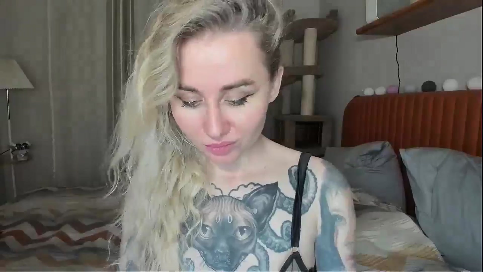 Gallery image thumbnail from Alexa_Smithhh's myfreecams stream on, 12/07/2025, 19:11 image 18 of 20