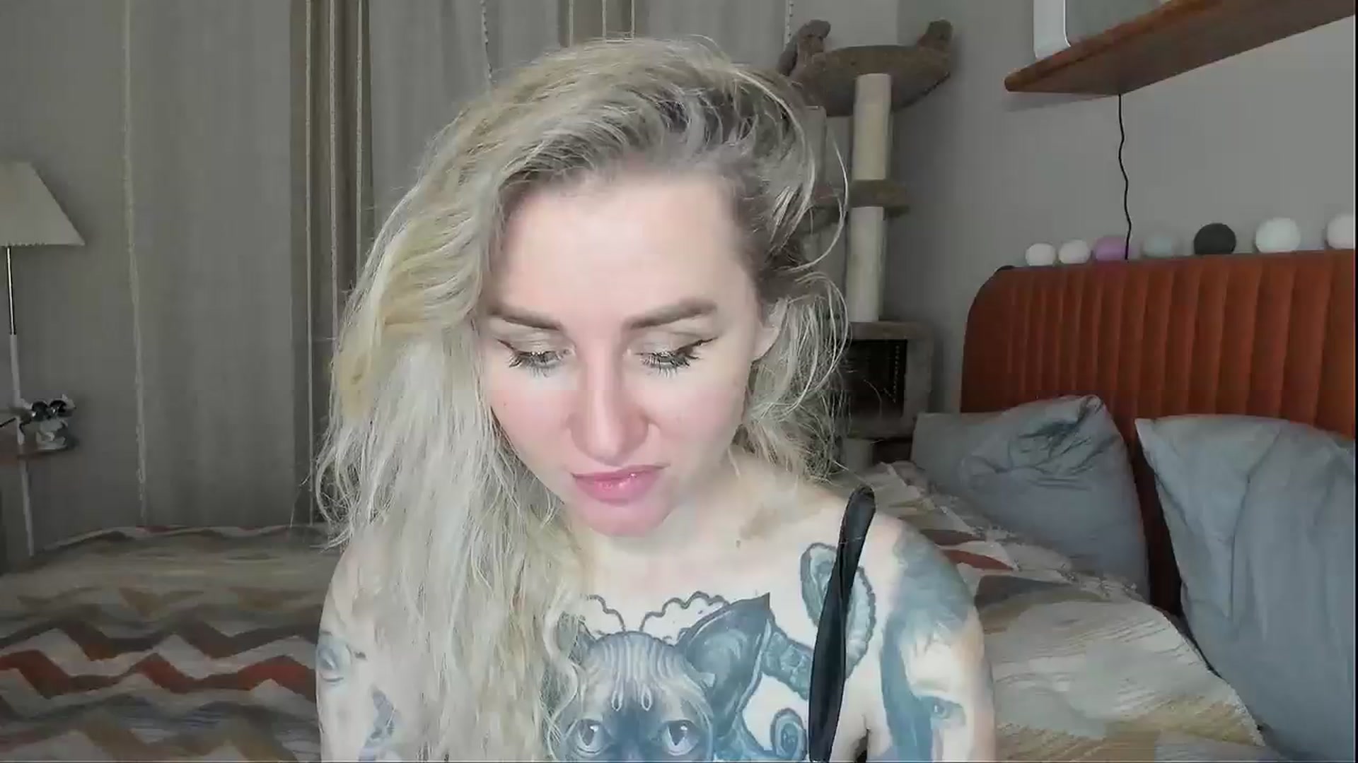 Gallery image thumbnail from Alexa_Smithhh's myfreecams stream on, 12/07/2025, 19:11 image 17 of 20