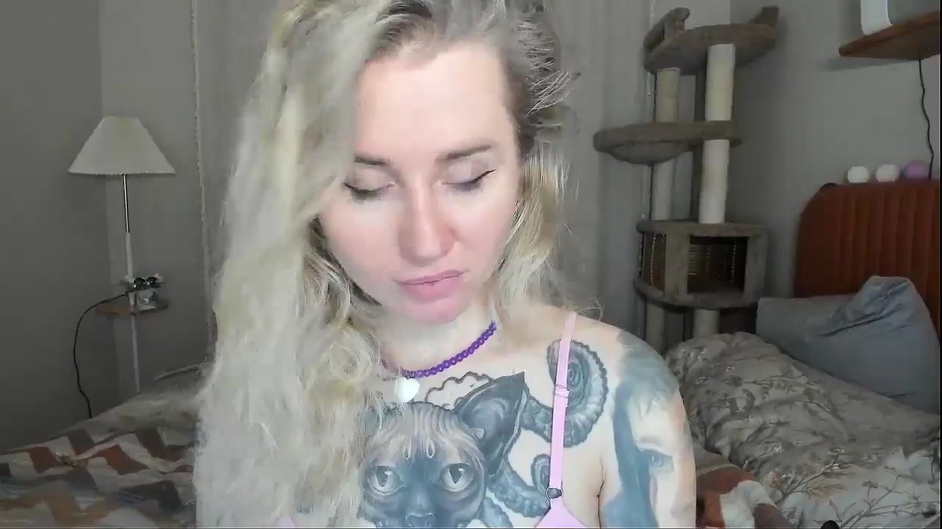 Gallery image thumbnail from Alexa_Smithhh's myfreecams stream on, 12/08/2025, 21:23 image 19 of 20