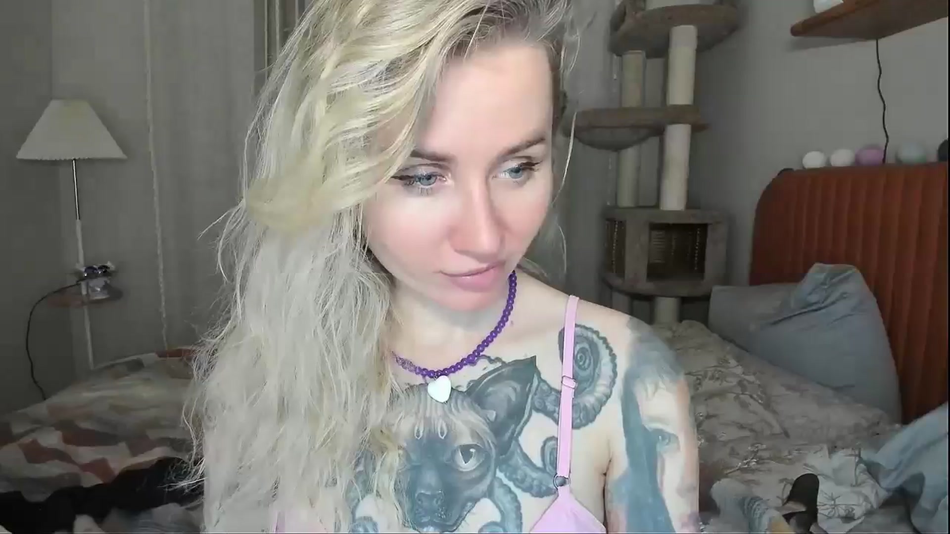 Gallery image thumbnail from Alexa_Smithhh's myfreecams stream on, 12/08/2025, 21:23 image 11 of 20