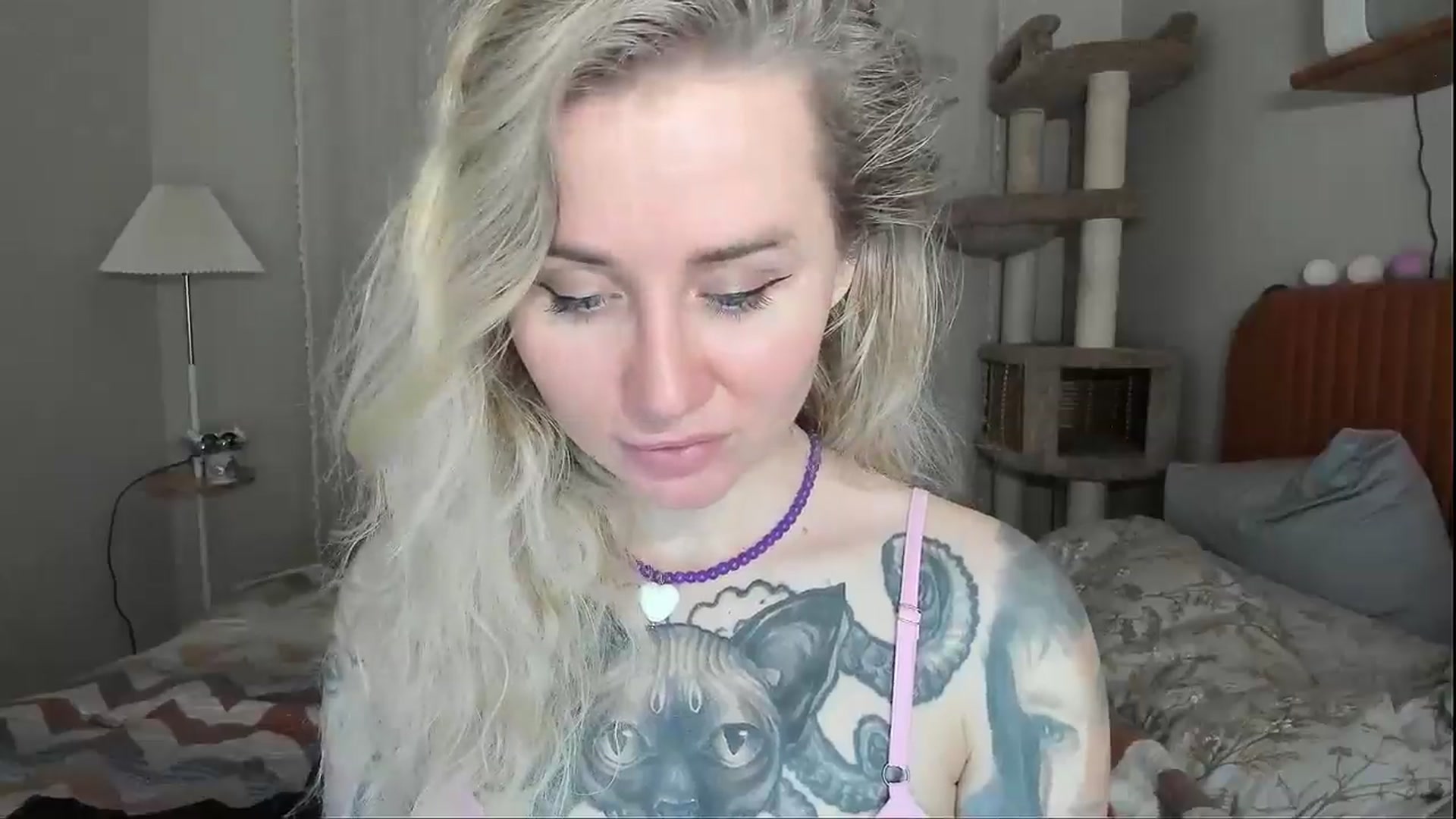 Gallery image thumbnail from Alexa_Smithhh's myfreecams stream on, 12/08/2025, 21:23 image 16 of 20