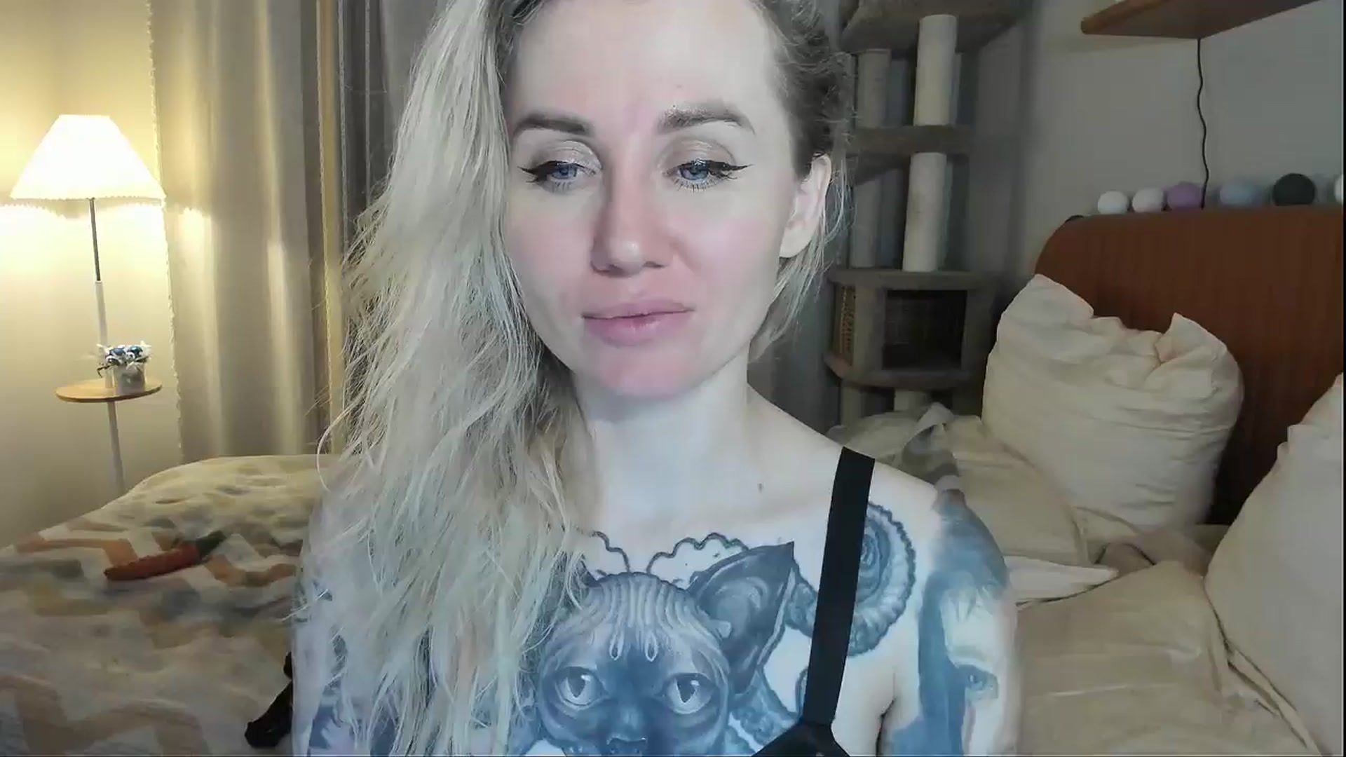 Gallery image thumbnail from Alexa_Smithhh's myfreecams stream on, 12/11/2025, 21:20 image 1 of 20