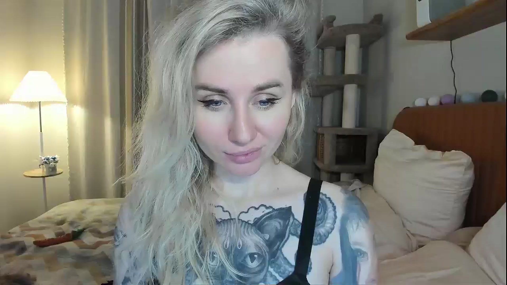 Gallery image thumbnail from Alexa_Smithhh's myfreecams stream on, 12/11/2025, 21:20 image 15 of 20