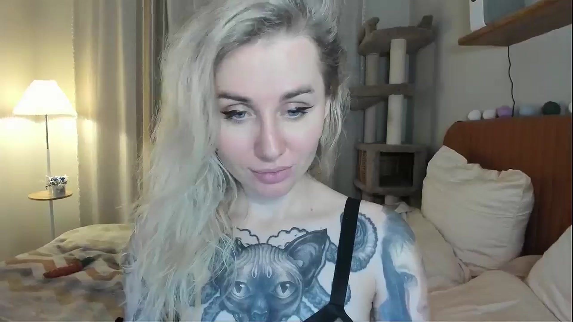 Gallery image thumbnail from Alexa_Smithhh's myfreecams stream on, 12/11/2025, 21:20 image 13 of 20