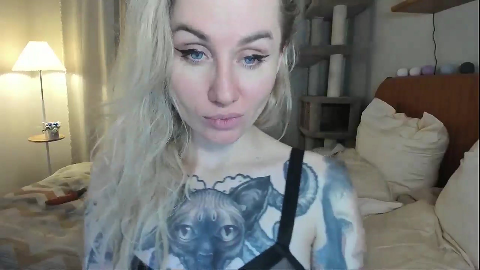 Gallery image thumbnail from Alexa_Smithhh's myfreecams stream on, 12/11/2025, 21:20 image 6 of 20