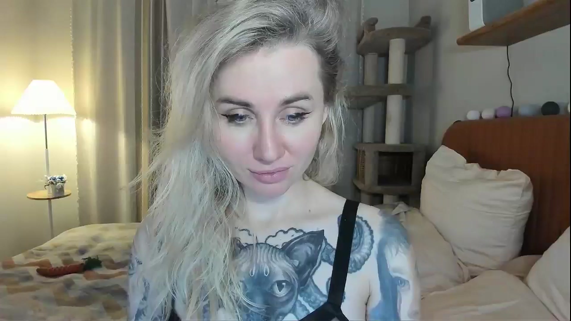 Gallery image thumbnail from Alexa_Smithhh's myfreecams stream on, 12/11/2025, 21:20 image 19 of 20