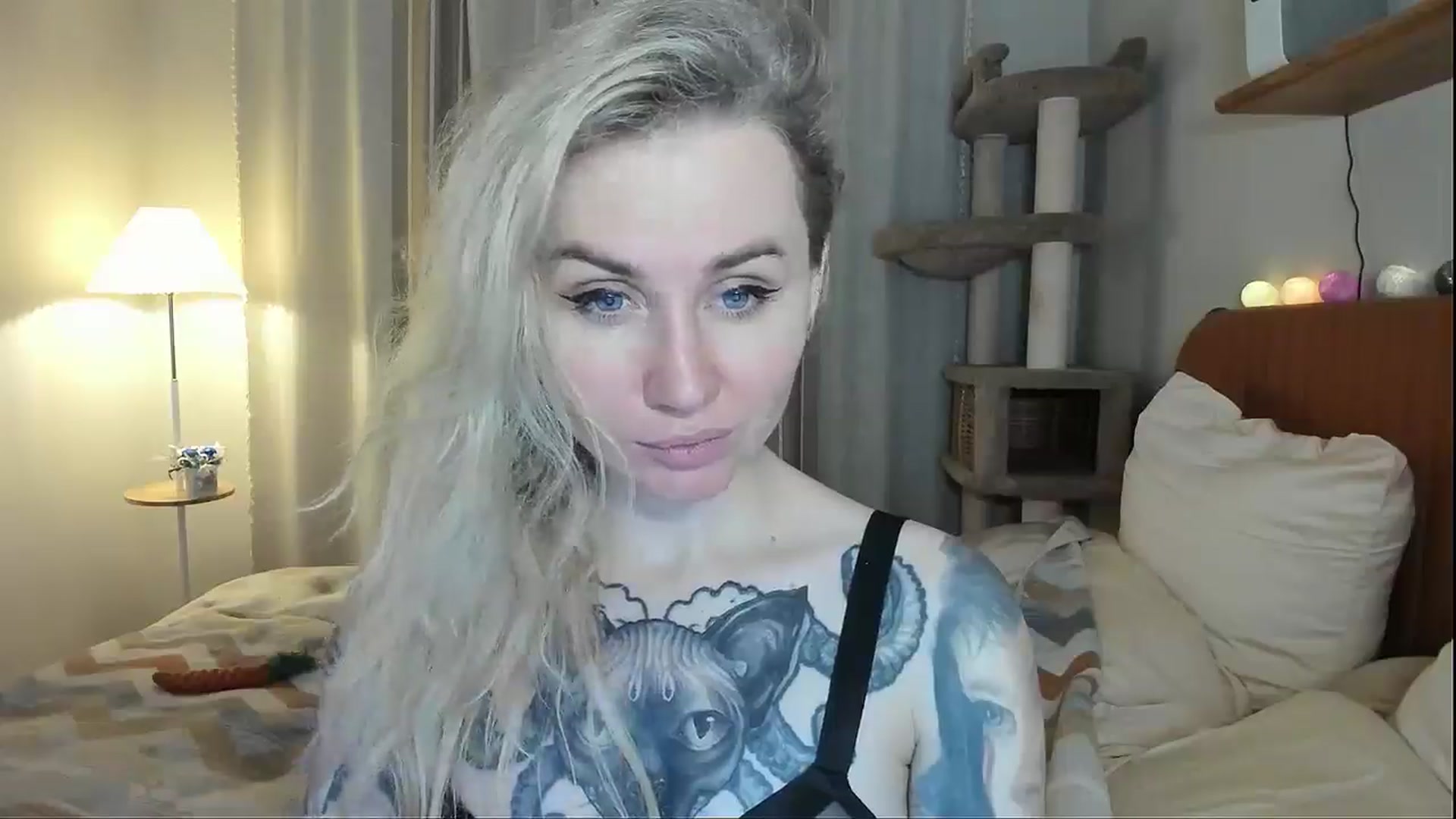 Gallery image thumbnail from Alexa_Smithhh's myfreecams stream on, 12/11/2025, 21:40 image 6 of 20