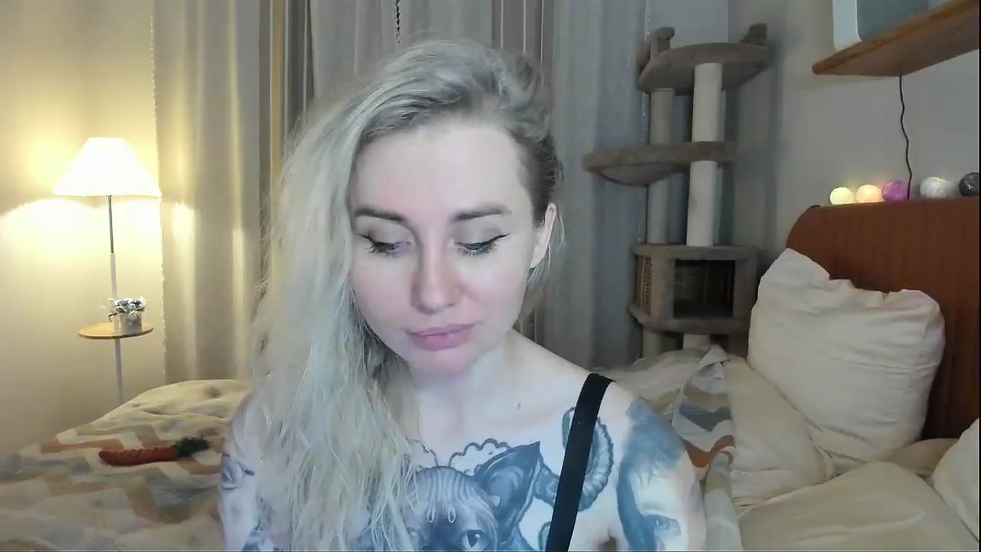 Gallery image thumbnail from Alexa_Smithhh's myfreecams stream on, 12/11/2025, 21:40 image 14 of 20