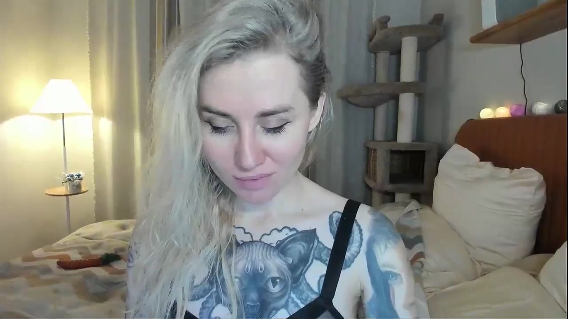 Gallery image thumbnail from Alexa_Smithhh's myfreecams stream on, 12/11/2025, 21:40 image 18 of 20