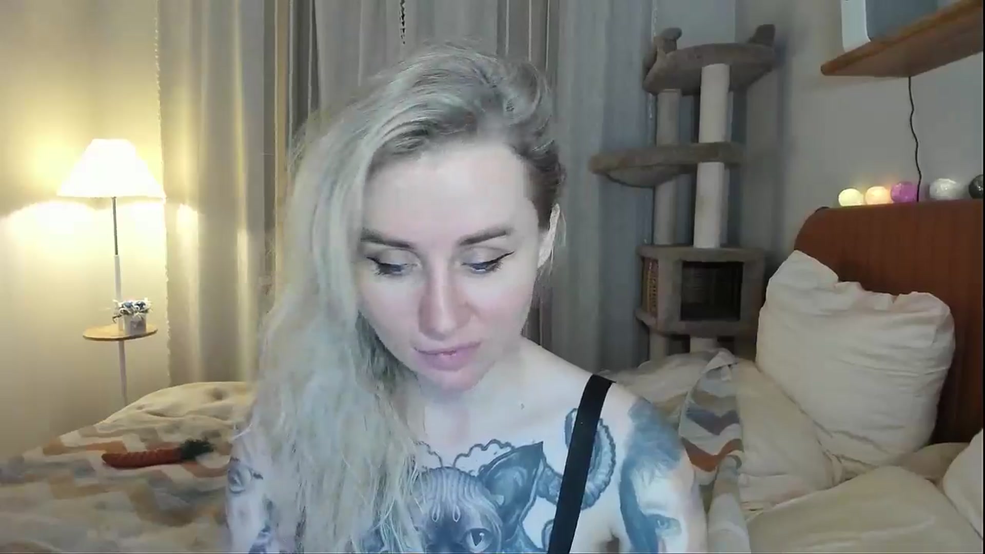 Gallery image thumbnail from Alexa_Smithhh's myfreecams stream on, 12/11/2025, 21:40 image 13 of 20