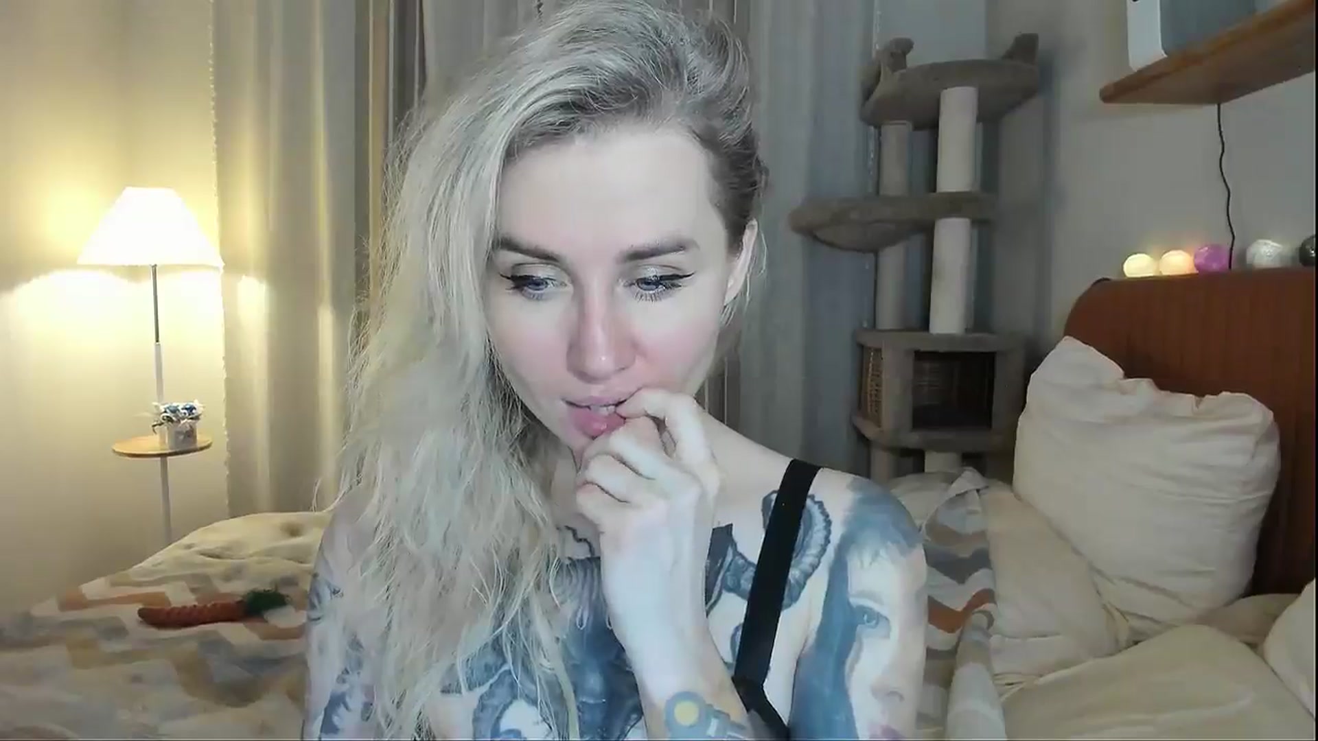 Gallery image thumbnail from Alexa_Smithhh's myfreecams stream on, 12/11/2025, 21:40 image 11 of 20