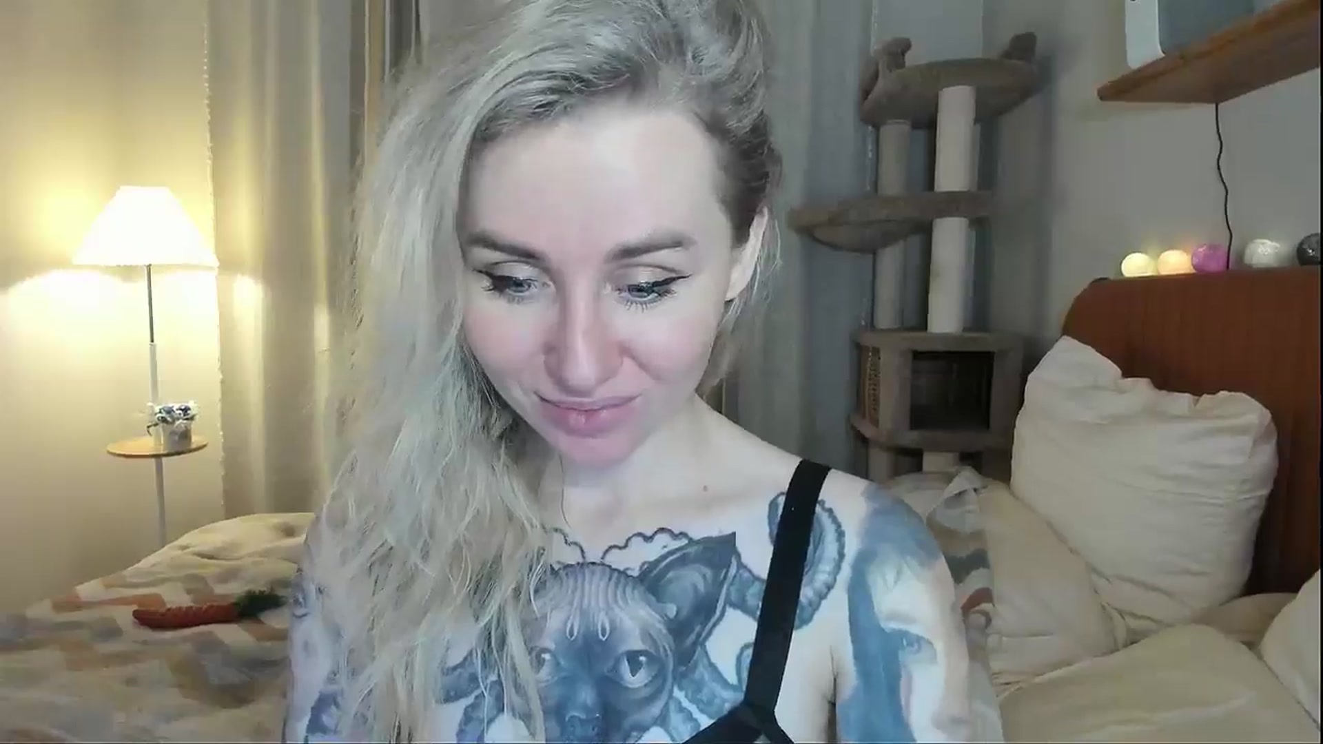 Gallery image thumbnail from Alexa_Smithhh's myfreecams stream on, 12/11/2025, 21:40 image 15 of 20