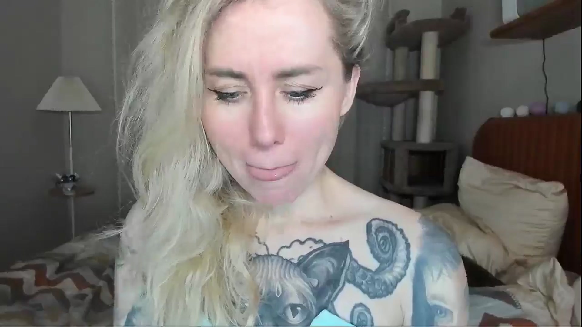 Gallery image thumbnail from Alexa_Smithhh's myfreecams stream on, 12/14/2025, 18:42 image 6 of 20
