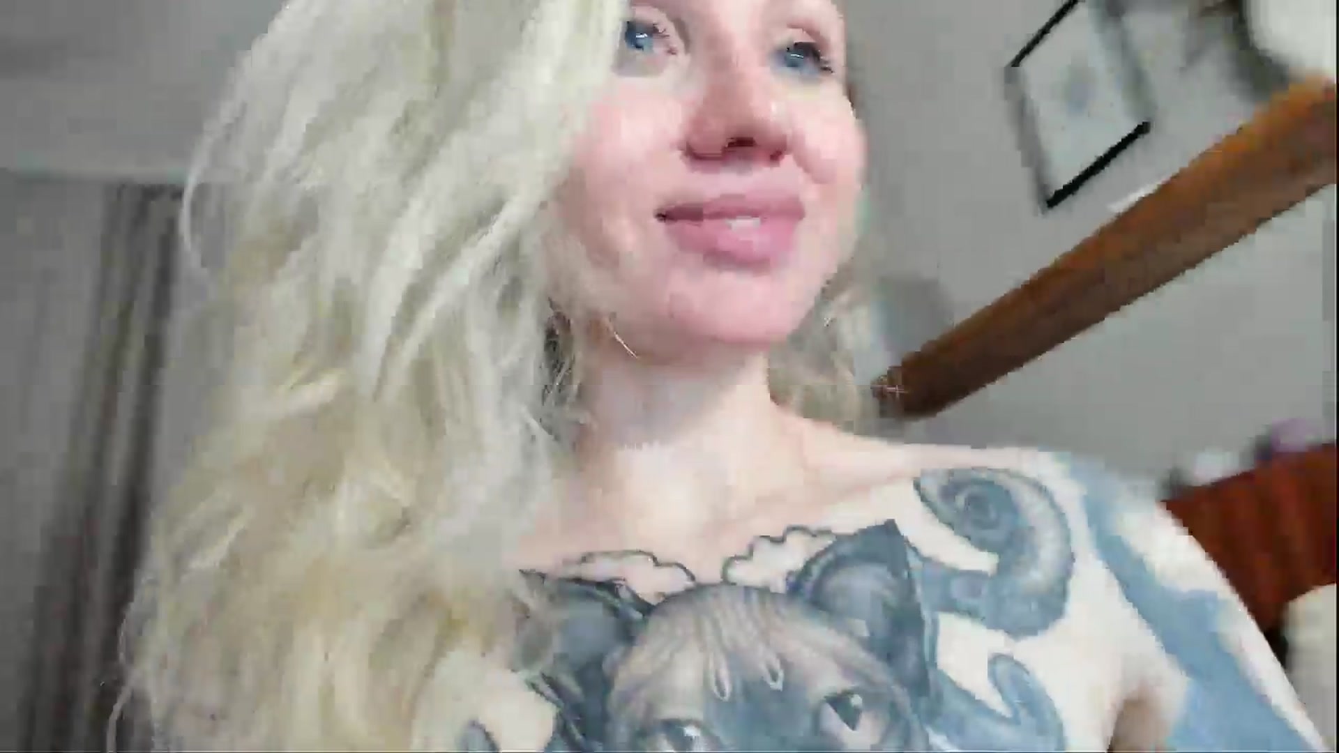 Gallery image thumbnail from Alexa_Smithhh's myfreecams stream on, 12/14/2025, 19:27 image 3 of 20