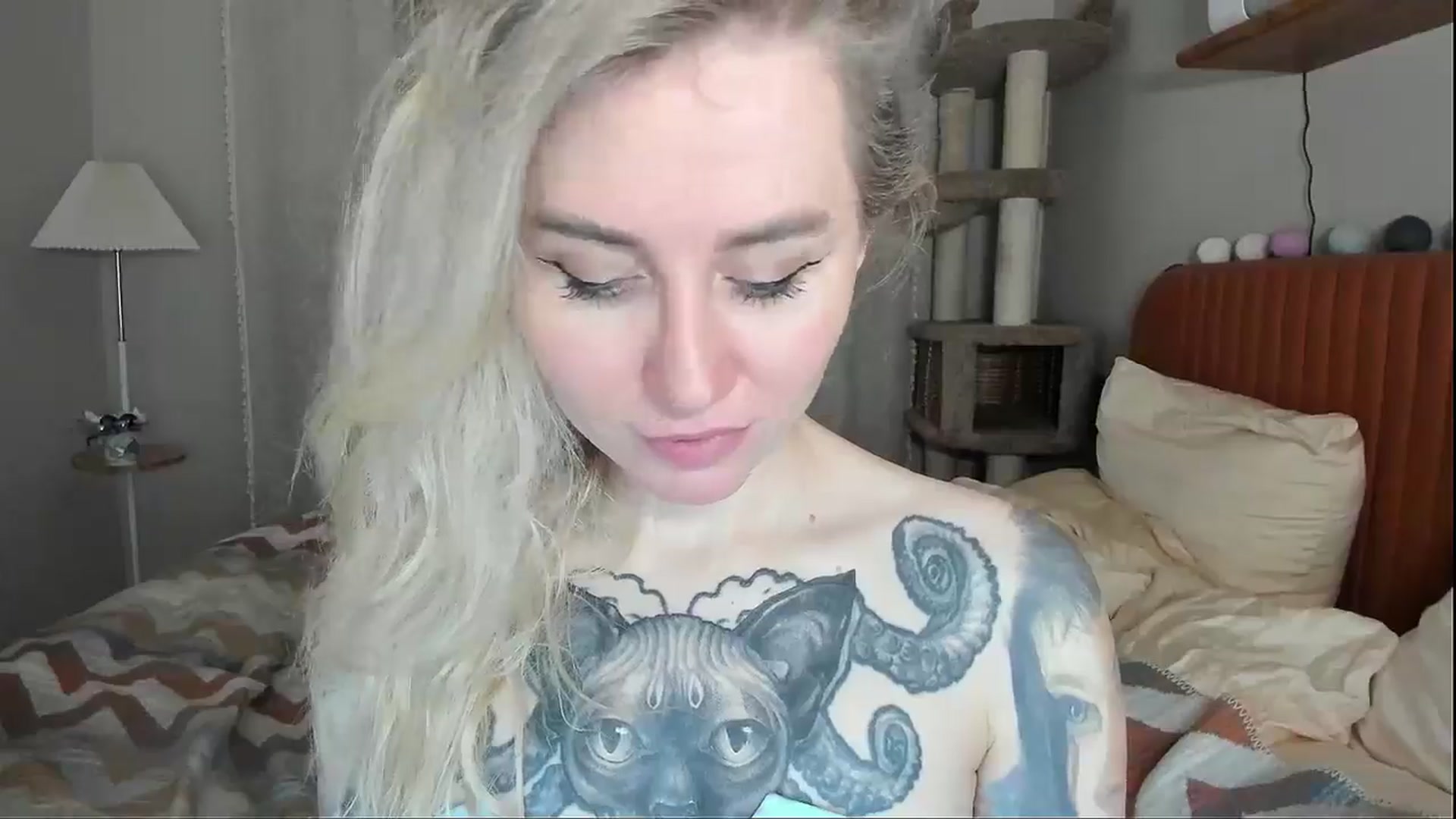 Gallery image thumbnail from Alexa_Smithhh's myfreecams stream on, 12/14/2025, 19:27 image 5 of 20