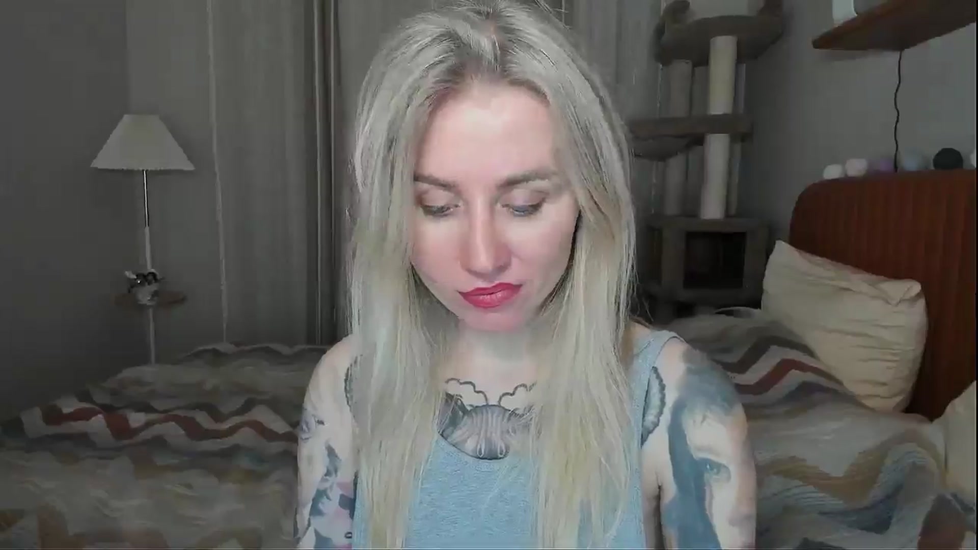 Gallery image thumbnail from Alexa_Smithhh's myfreecams stream on, 12/15/2025, 20:33 image 14 of 20