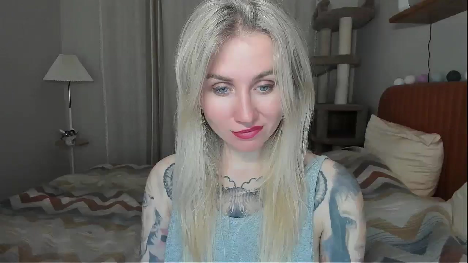 Gallery image thumbnail from Alexa_Smithhh's myfreecams stream on, 12/15/2025, 20:33 image 5 of 20