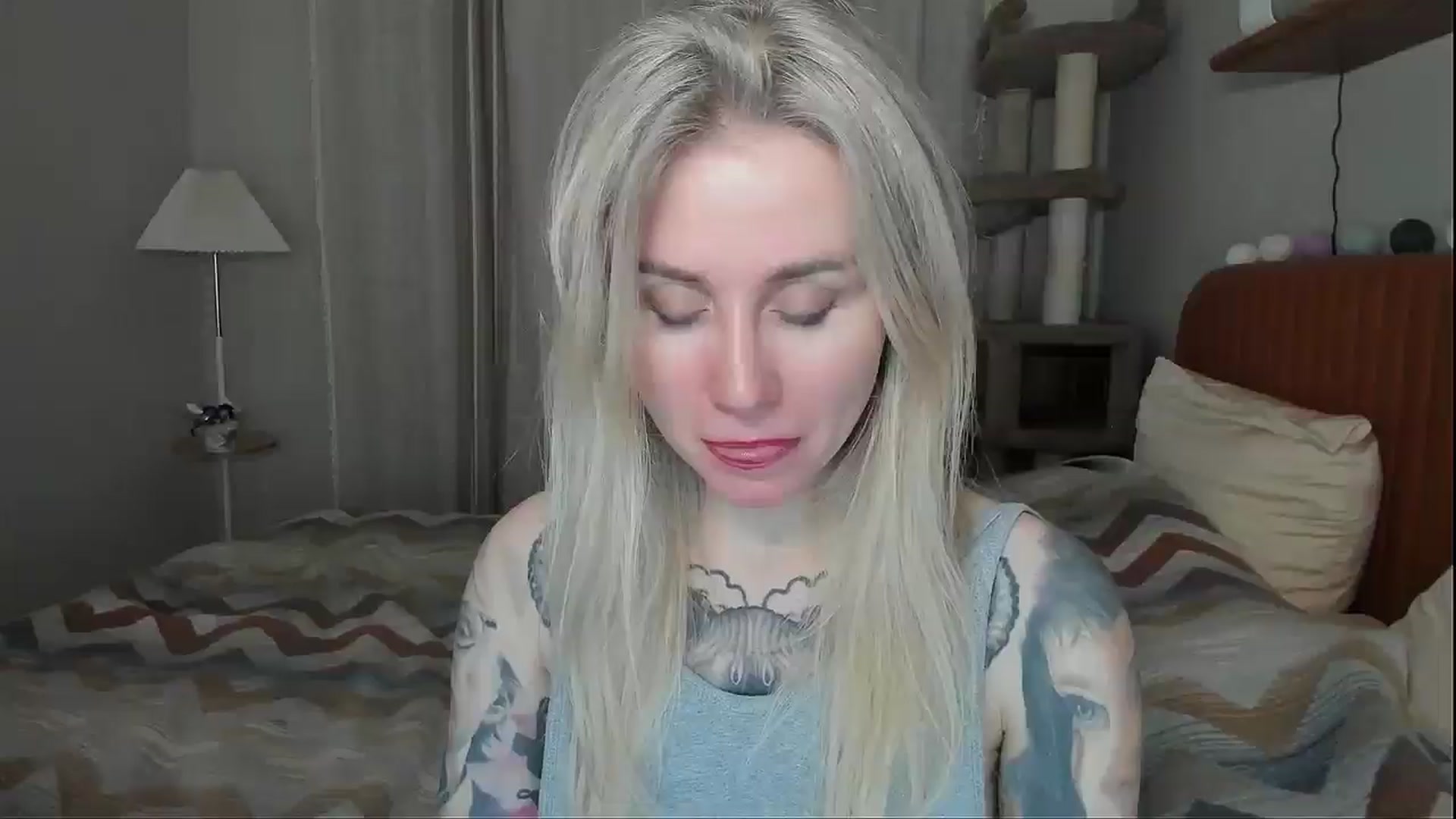 Gallery image thumbnail from Alexa_Smithhh's myfreecams stream on, 12/15/2025, 20:33 image 19 of 20