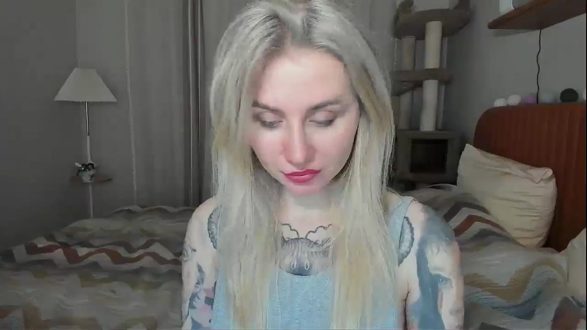 Gallery image thumbnail from Alexa_Smithhh's myfreecams stream on, 12/15/2025, 20:33 image 9 of 20