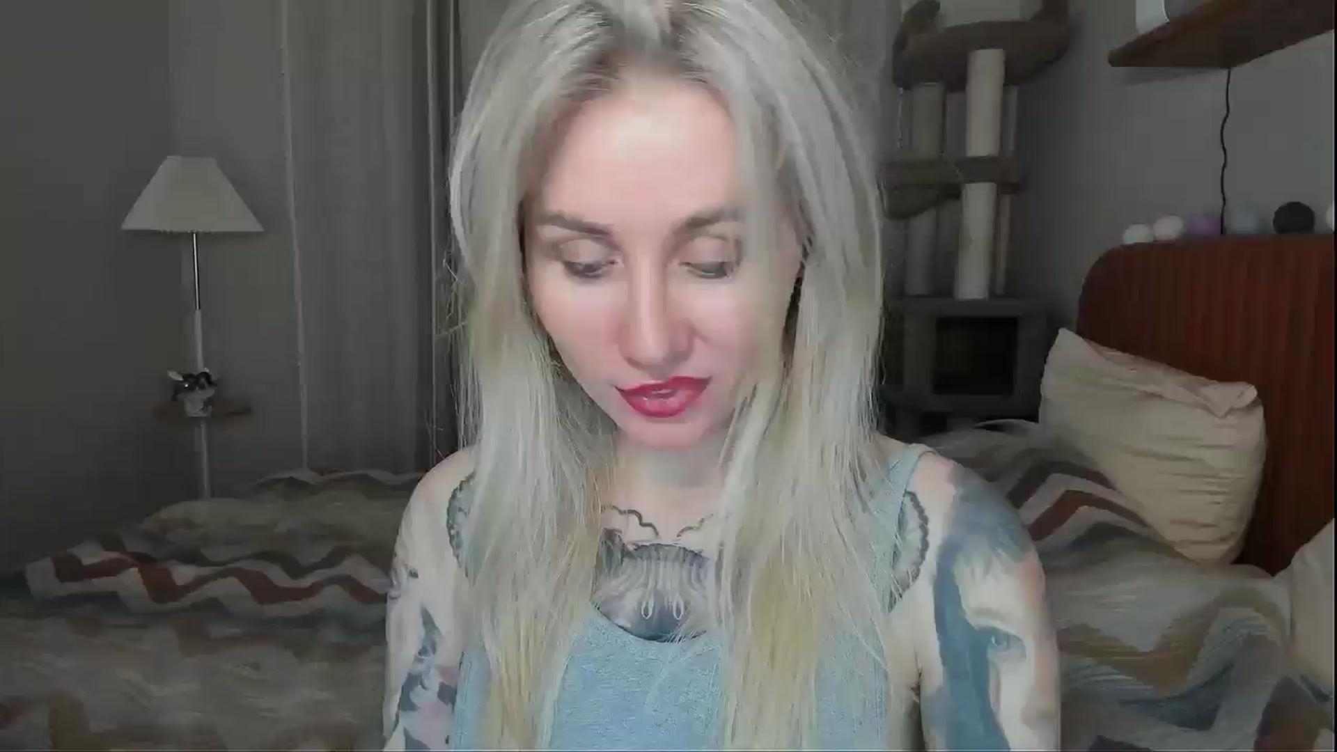 Gallery image thumbnail from Alexa_Smithhh's myfreecams stream on, 12/15/2025, 20:33 image 1 of 20