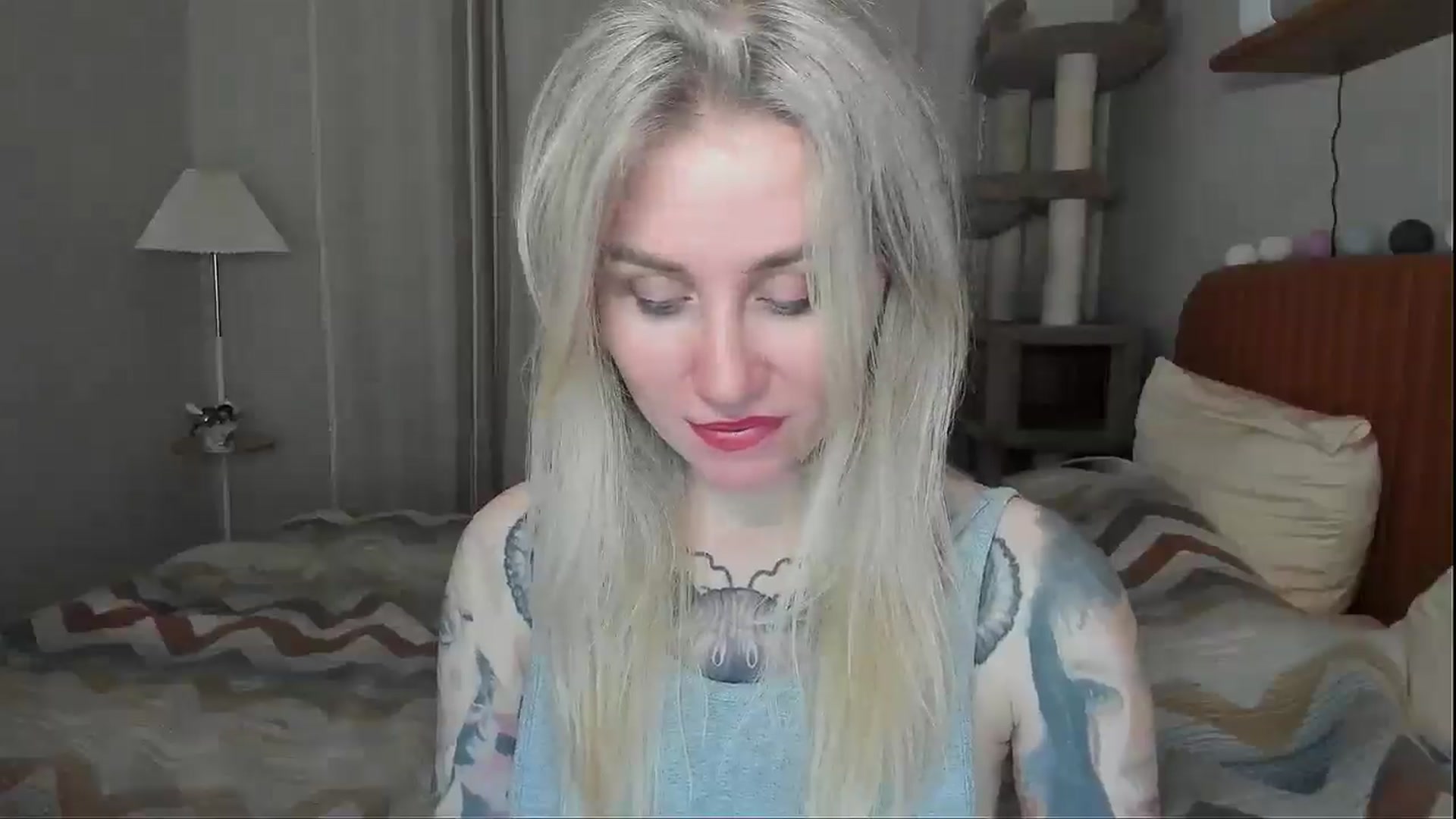 Gallery image thumbnail from Alexa_Smithhh's myfreecams stream on, 12/15/2025, 20:33 image 6 of 20