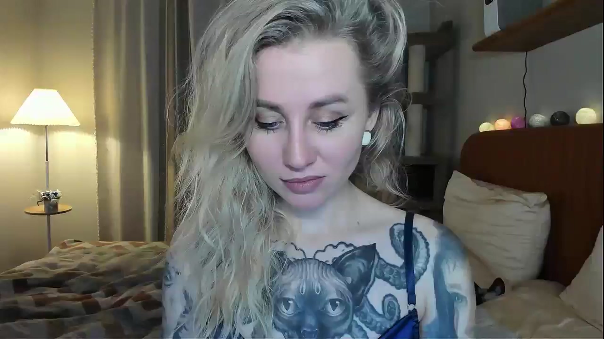 Gallery image thumbnail from Alexa_Smithhh's myfreecams stream on, 12/18/2025, 18:11 image 4 of 20