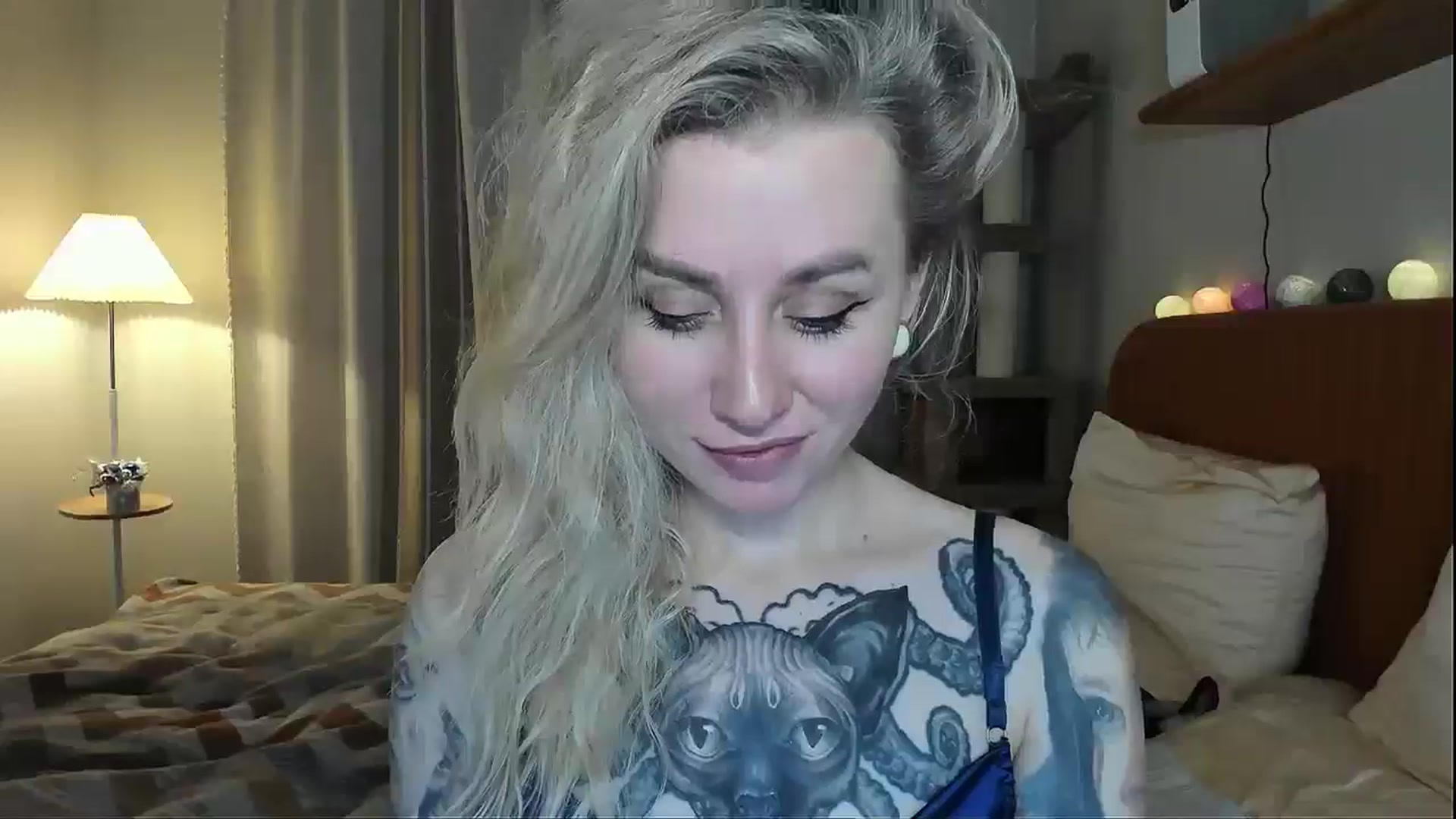 Gallery image thumbnail from Alexa_Smithhh's myfreecams stream on, 12/18/2025, 18:11 image 12 of 20
