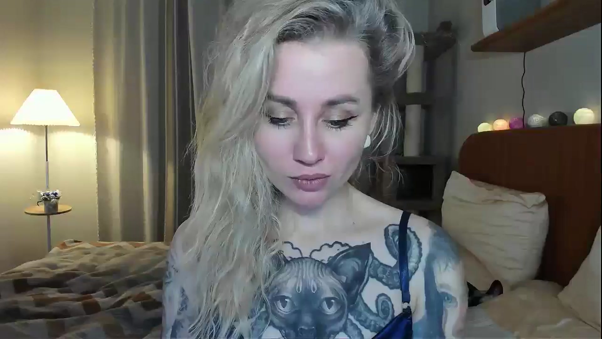 Gallery image thumbnail from Alexa_Smithhh's myfreecams stream on, 12/18/2025, 18:11 image 14 of 20