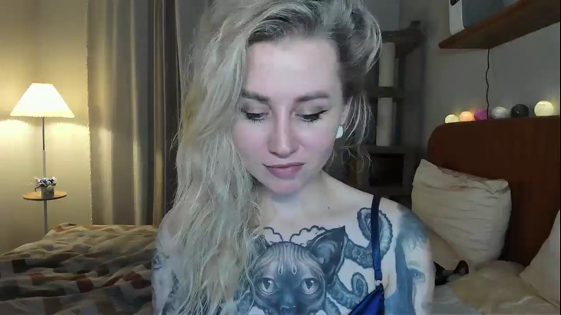 Gallery image thumbnail from Alexa_Smithhh's myfreecams stream on, 12/18/2025, 18:11 image 13 of 20