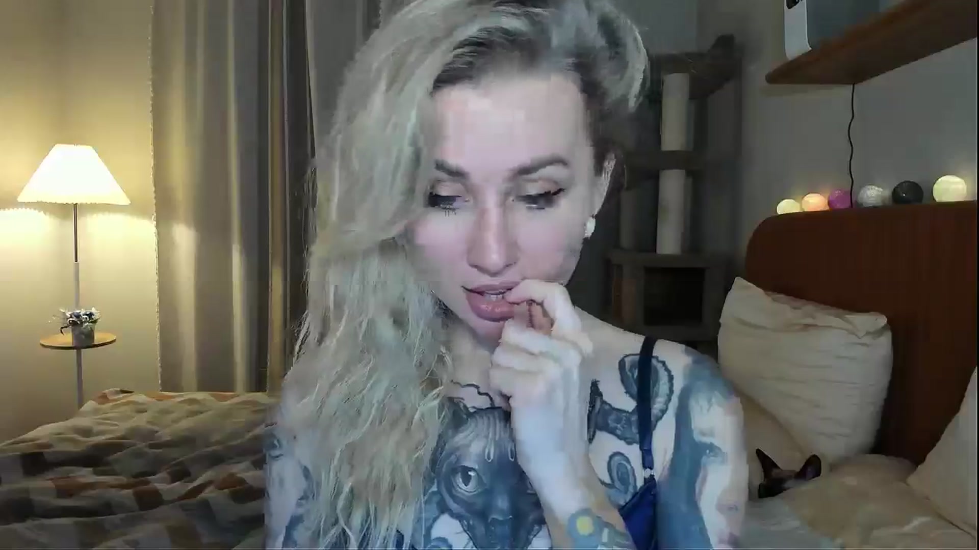 Gallery image thumbnail from Alexa_Smithhh's myfreecams stream on, 12/18/2025, 18:11 image 9 of 20