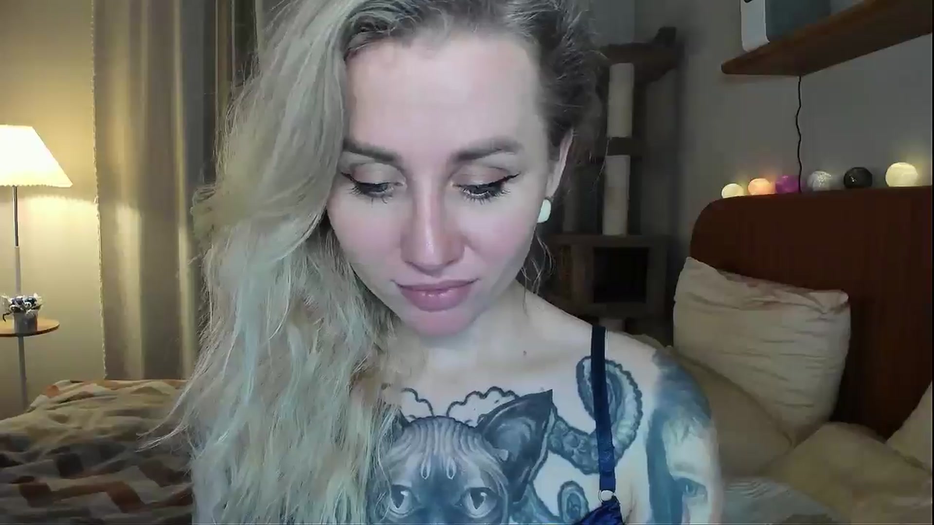 Gallery image thumbnail from Alexa_Smithhh's myfreecams stream on, 12/18/2025, 20:49 image 13 of 20