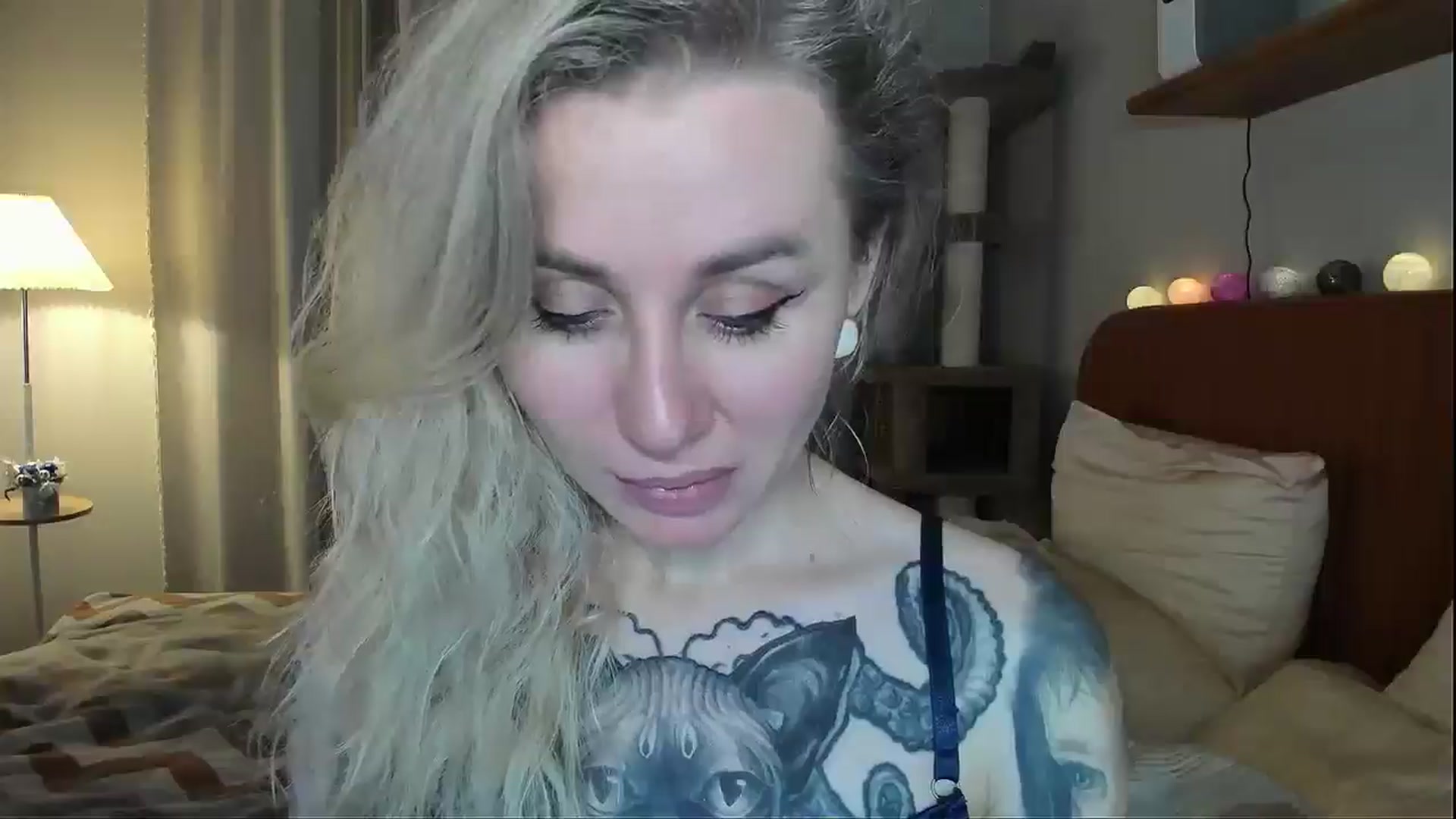 Gallery image thumbnail from Alexa_Smithhh's myfreecams stream on, 12/18/2025, 20:49 image 15 of 20