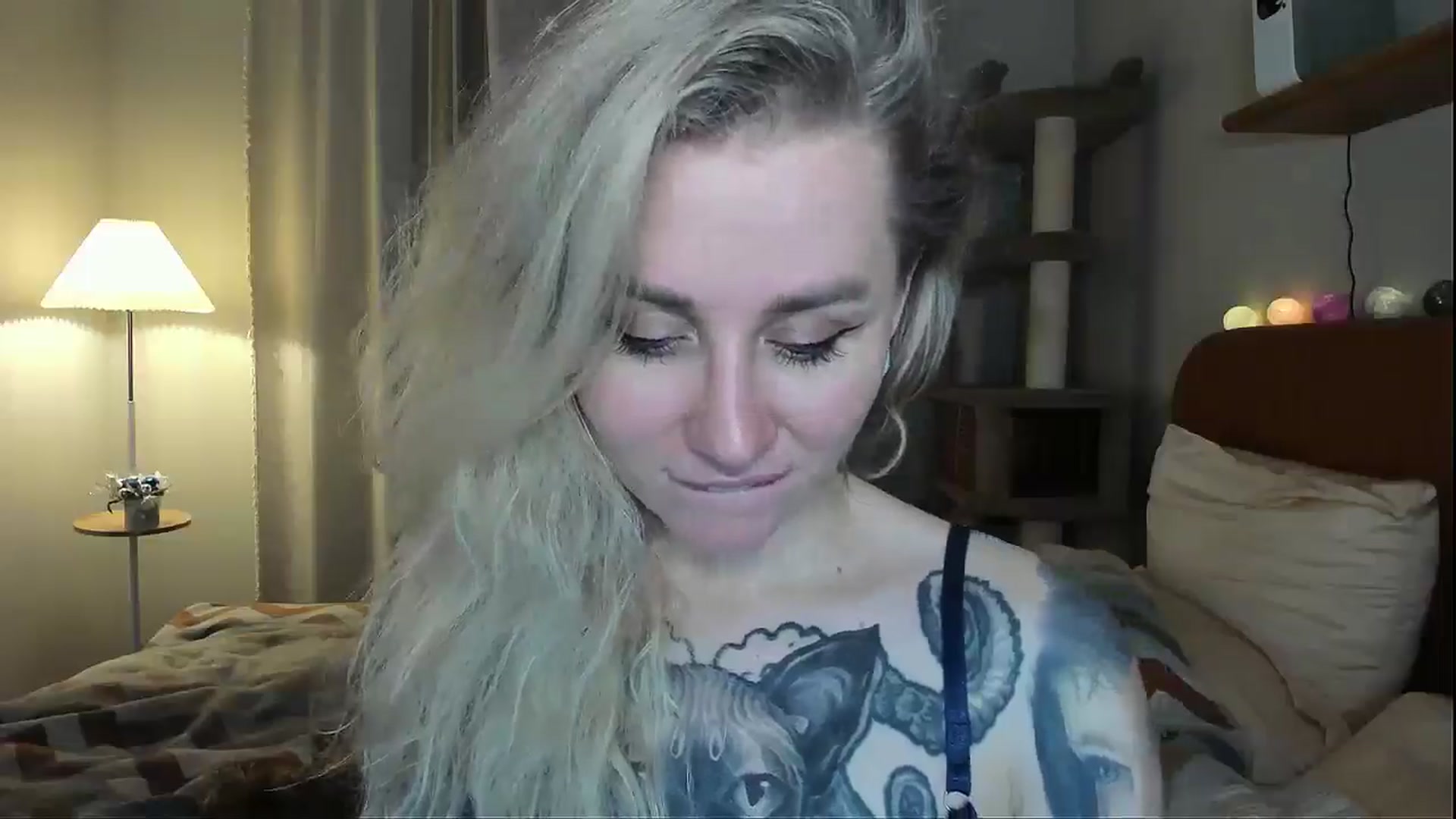 Gallery image thumbnail from Alexa_Smithhh's myfreecams stream on, 12/18/2025, 20:49 image 19 of 20