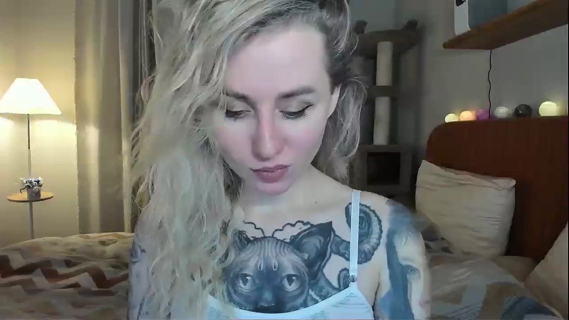 Gallery image thumbnail from Alexa_Smithhh's myfreecams stream on, 12/22/2025, 18:52 image 2 of 20