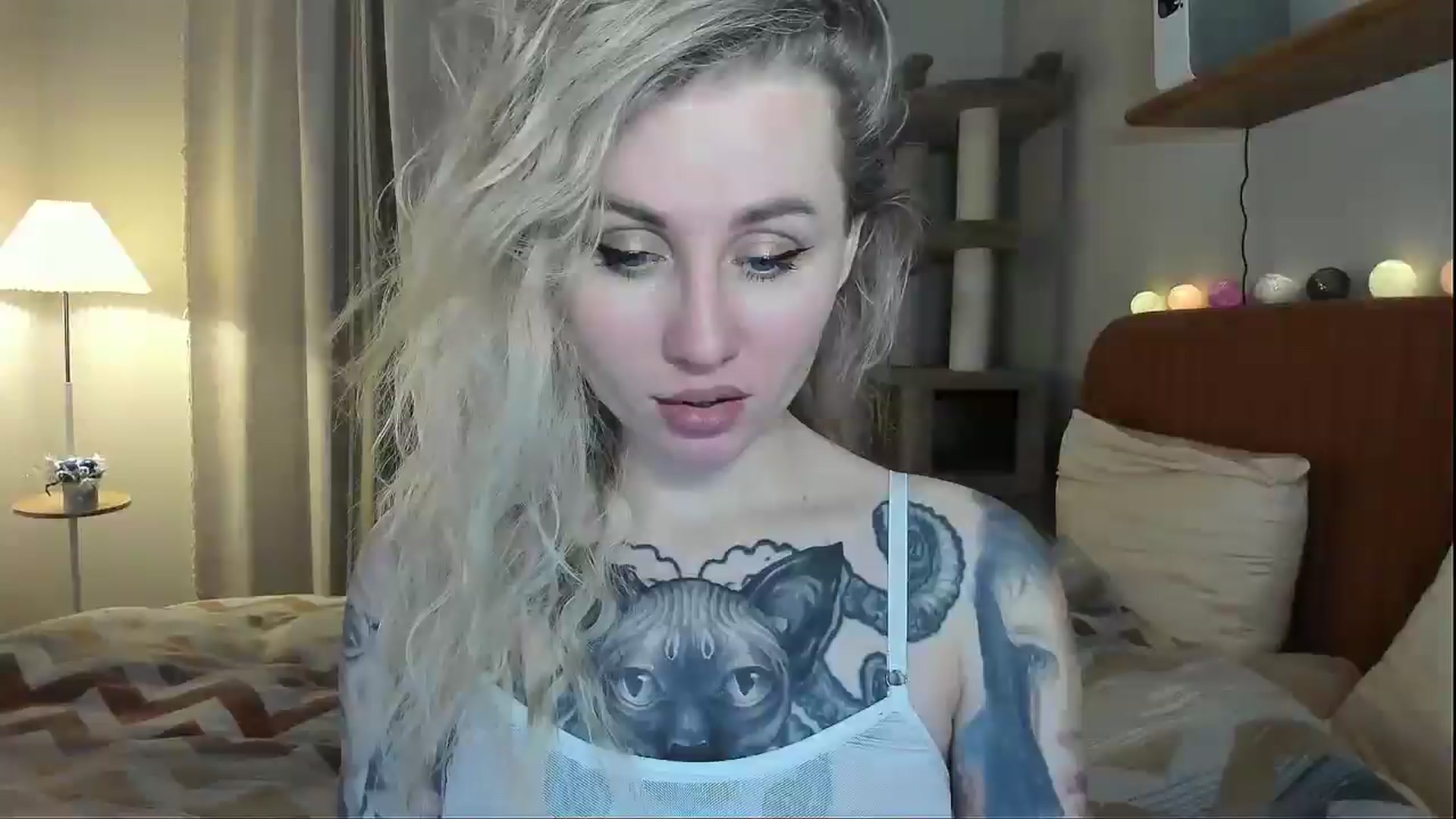 Gallery image thumbnail from Alexa_Smithhh's myfreecams stream on, 12/22/2025, 18:52 image 1 of 20
