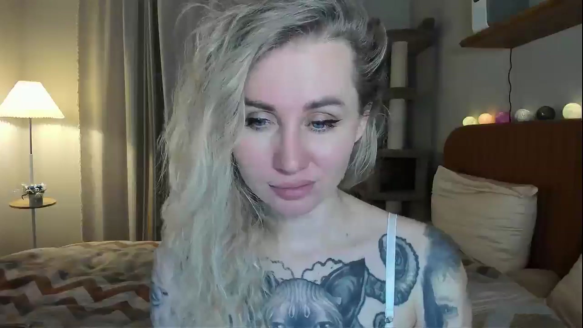 Gallery image thumbnail from Alexa_Smithhh's myfreecams stream on, 12/22/2025, 19:33 image 12 of 20