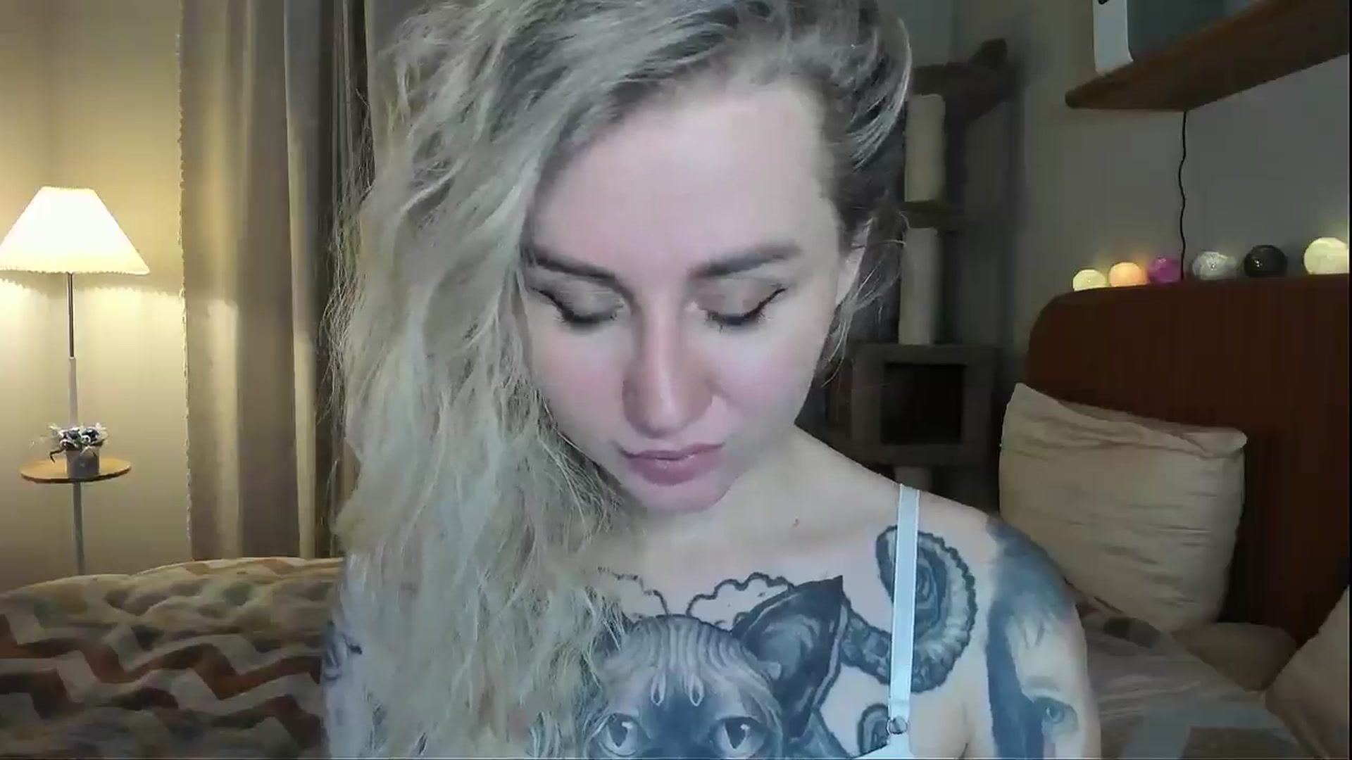 Gallery image thumbnail from Alexa_Smithhh's myfreecams stream on, 12/22/2025, 19:33 image 5 of 20