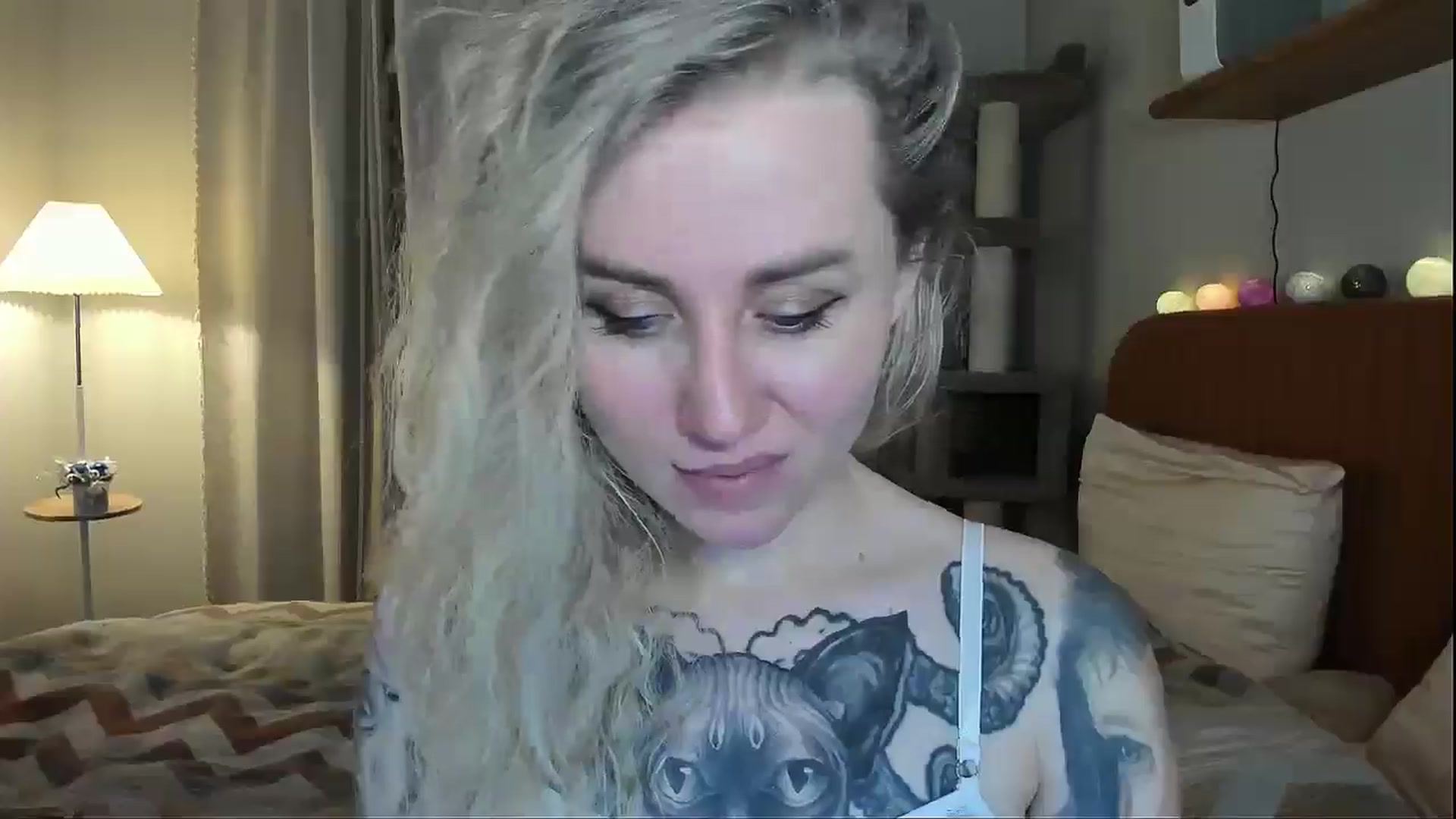Gallery image thumbnail from Alexa_Smithhh's myfreecams stream on, 12/22/2025, 19:33 image 13 of 20