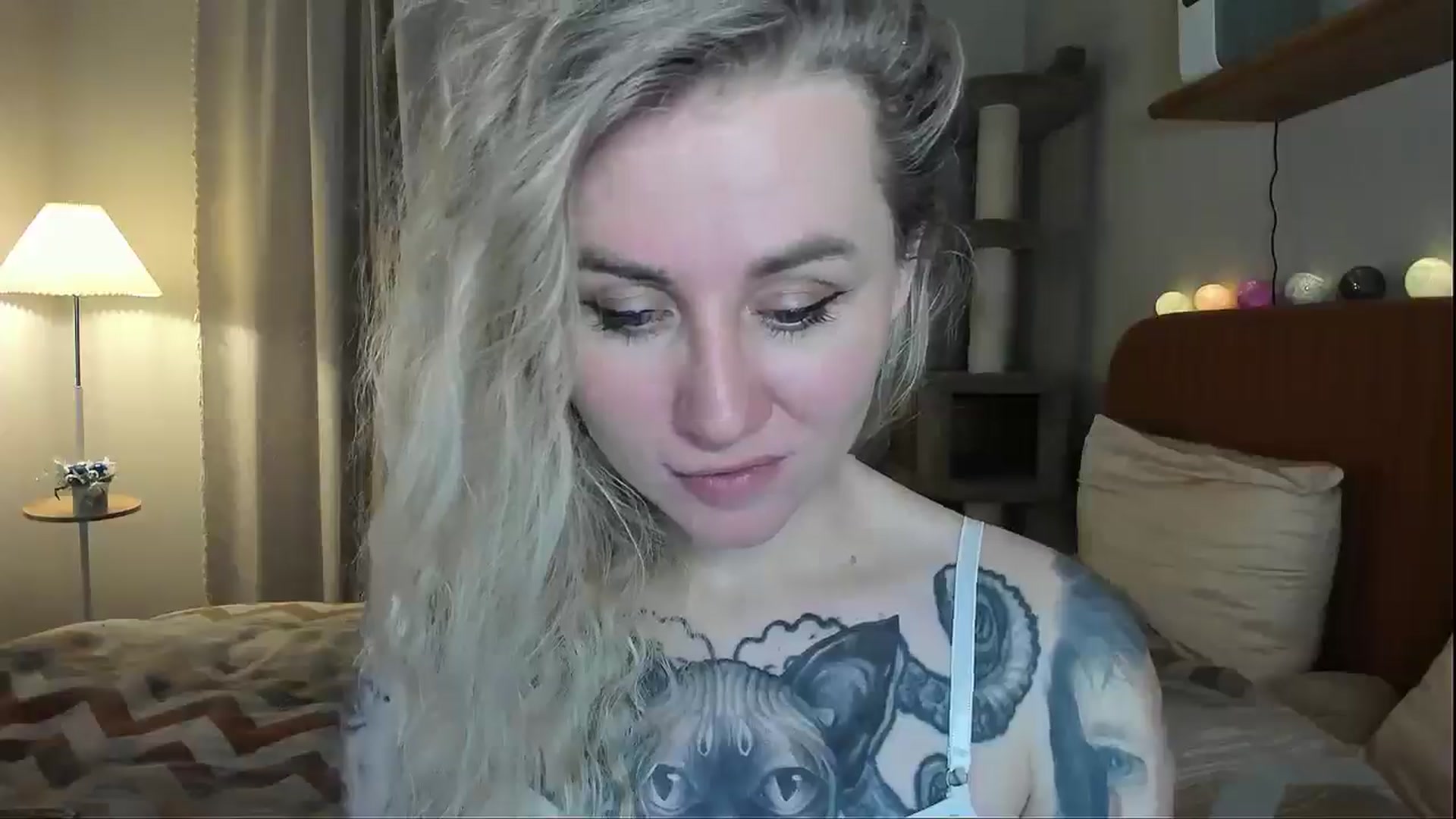 Gallery image thumbnail from Alexa_Smithhh's myfreecams stream on, 12/22/2025, 19:33 image 11 of 20