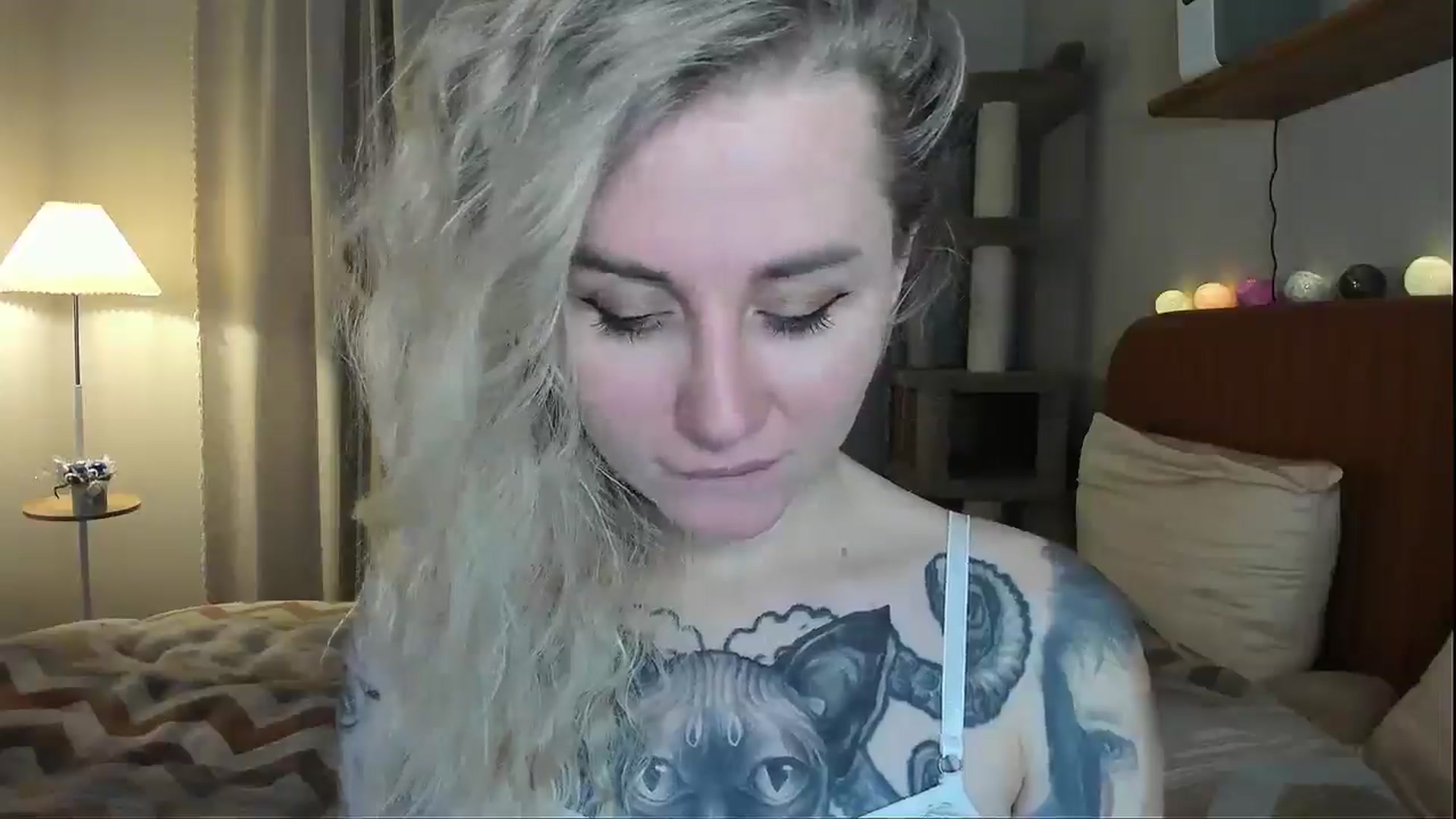 Gallery image thumbnail from Alexa_Smithhh's myfreecams stream on, 12/22/2025, 19:33 image 3 of 20