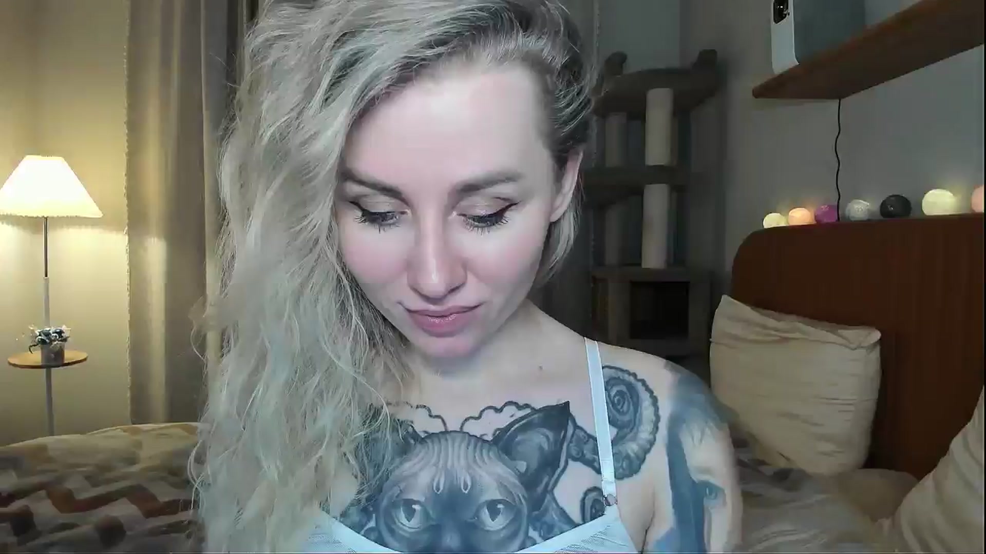 Gallery image thumbnail from Alexa_Smithhh's myfreecams stream on, 12/22/2025, 20:43 image 1 of 20