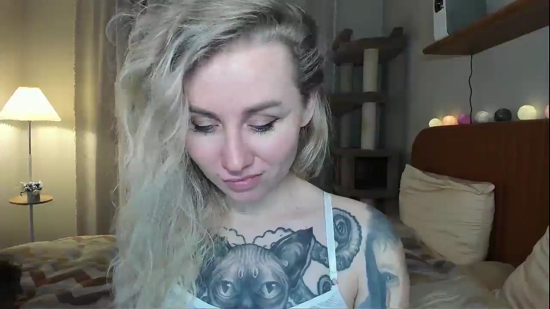 Gallery image thumbnail from Alexa_Smithhh's myfreecams stream on, 12/22/2025, 20:43 image 4 of 20