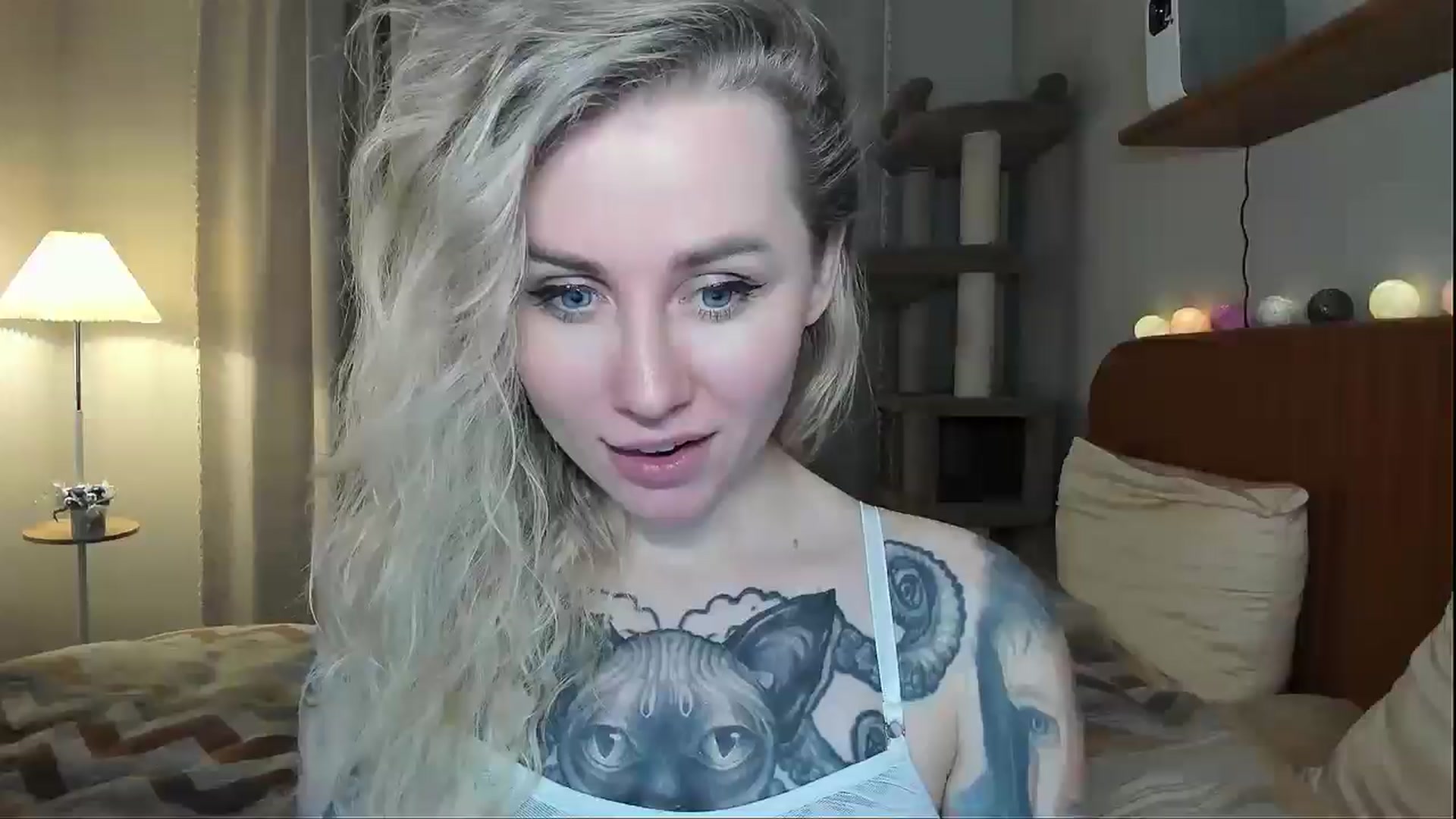 Gallery image thumbnail from Alexa_Smithhh's myfreecams stream on, 12/22/2025, 20:43 image 3 of 20