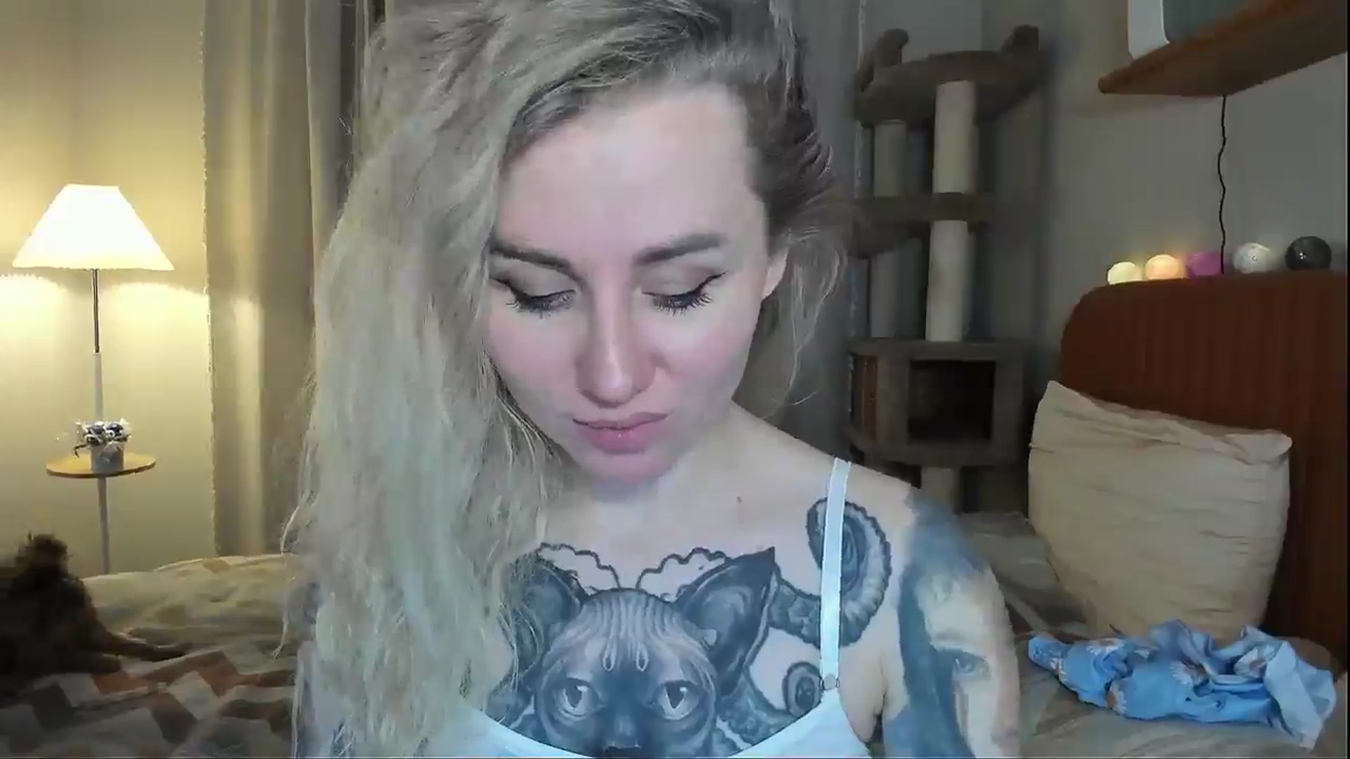 Gallery image thumbnail from Alexa_Smithhh's myfreecams stream on, 12/22/2025, 21:31 image 17 of 20