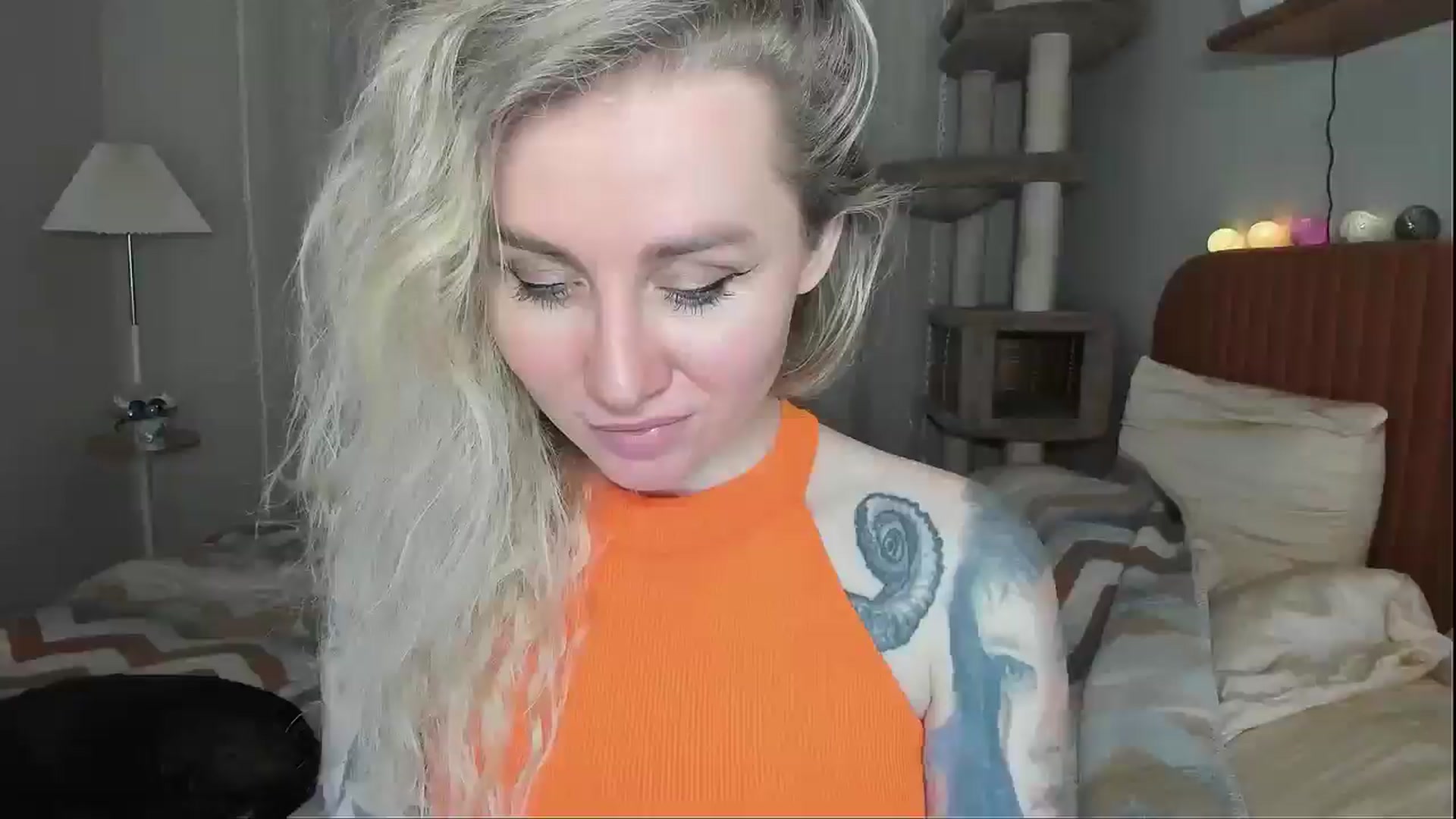 Gallery image thumbnail from Alexa_Smithhh's myfreecams stream on, 12/23/2025, 20:18 image 4 of 20