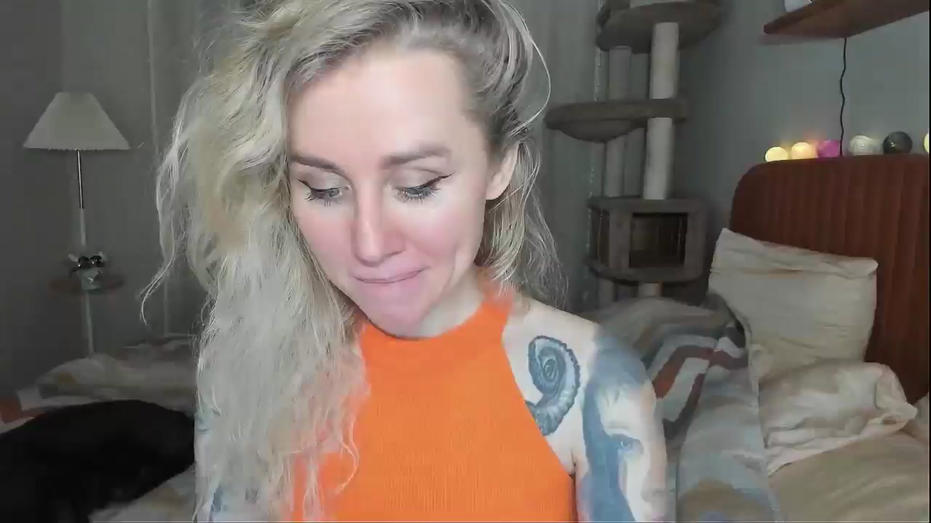Gallery image thumbnail from Alexa_Smithhh's myfreecams stream on, 12/23/2025, 20:51 image 5 of 20
